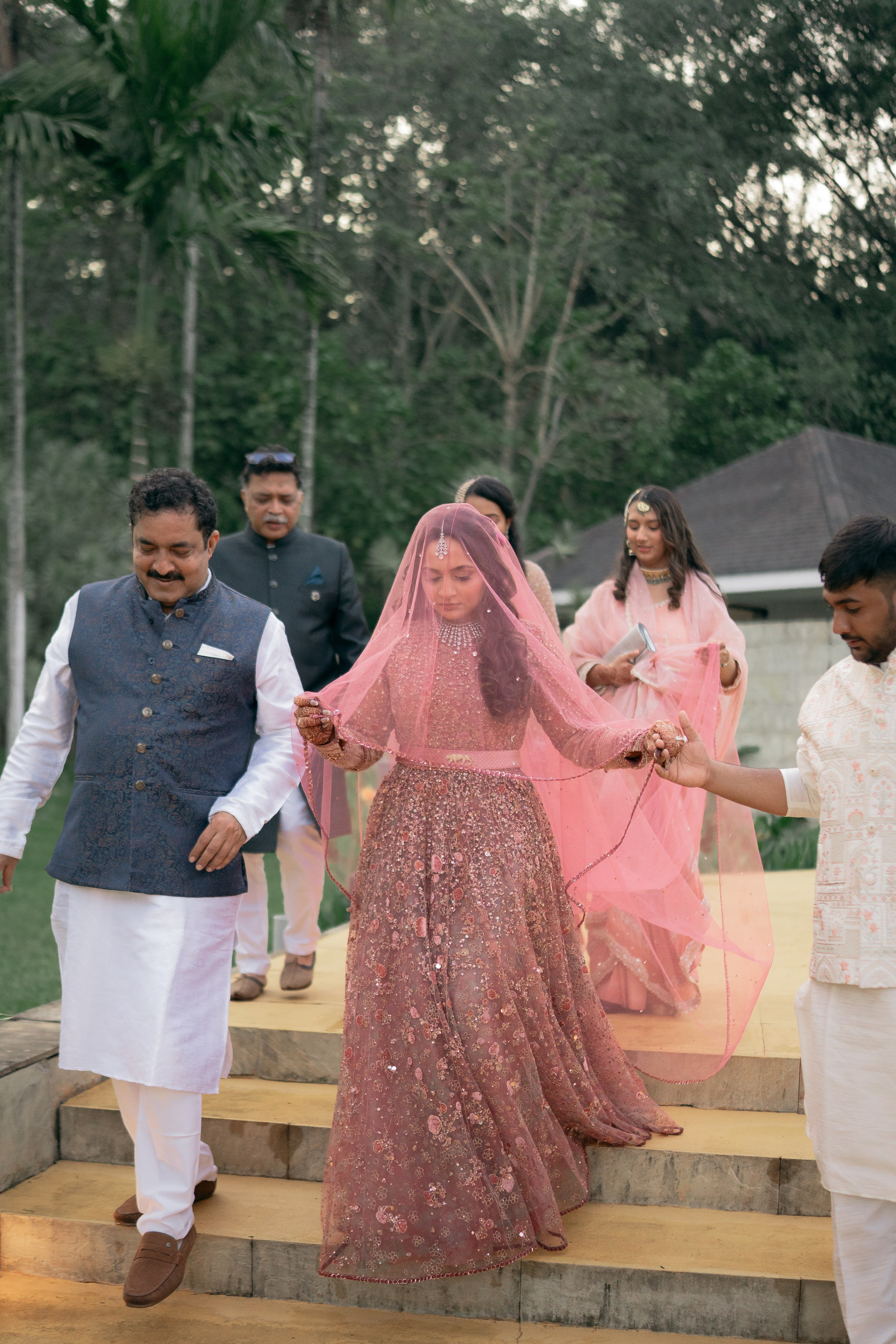 Samia + Fawaz. Wedding photographer Avira Stories