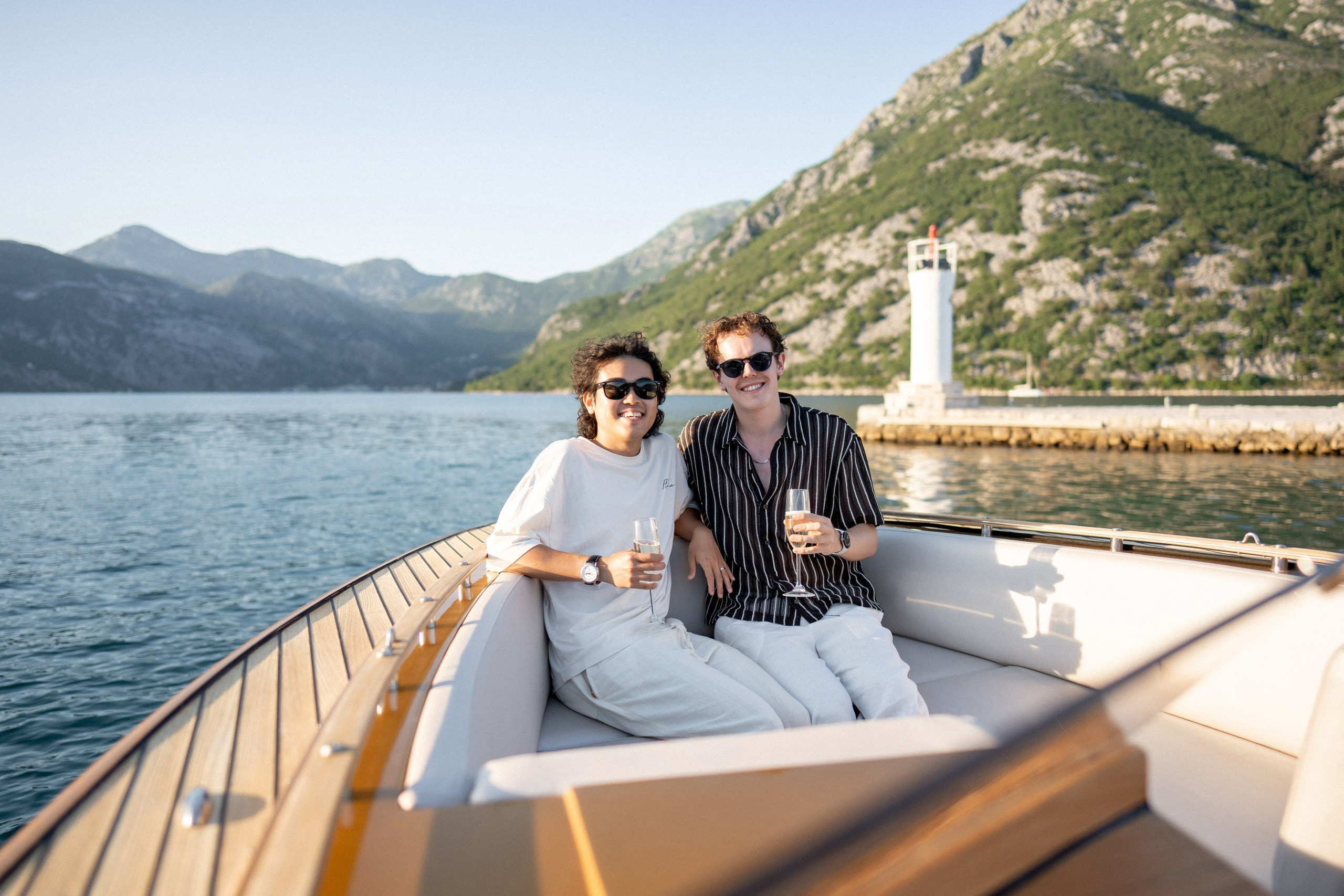 Perast Boat Proposal. Trouwfotograaf & videograaf in Montenegro | Maria & Vasilii