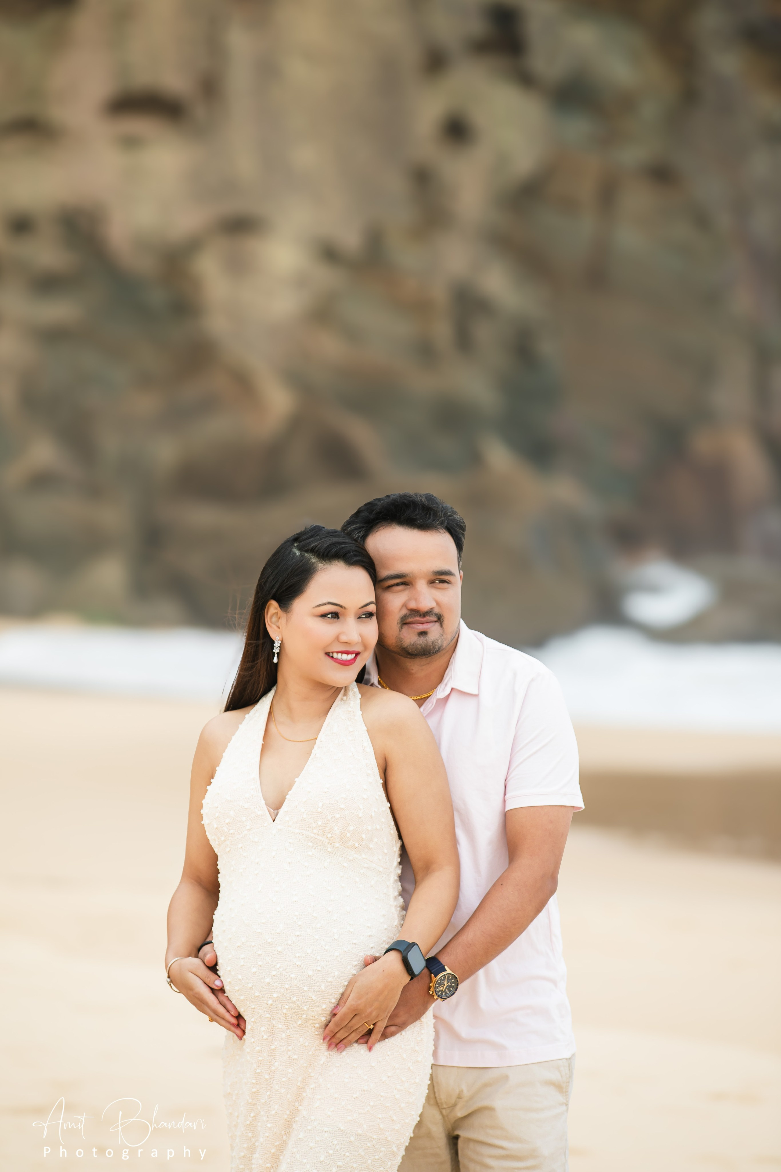 Outdoor Maternity Photoshoot. Freelance Photographer in Newcastle & Central Coast