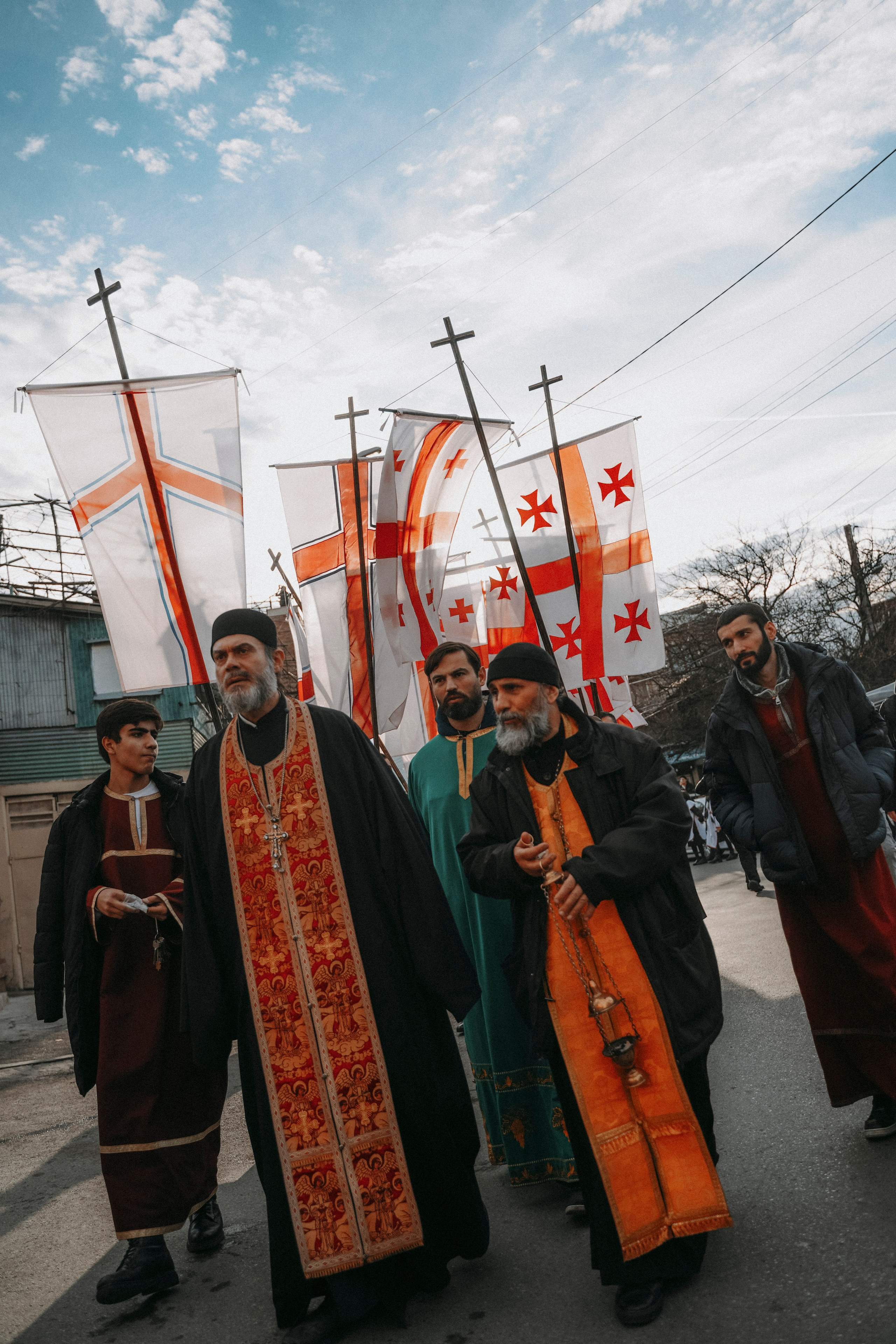 ТБИЛИСИ 2023-2024. Стрит-фотография, полная абсурда, идиотизма и красоты