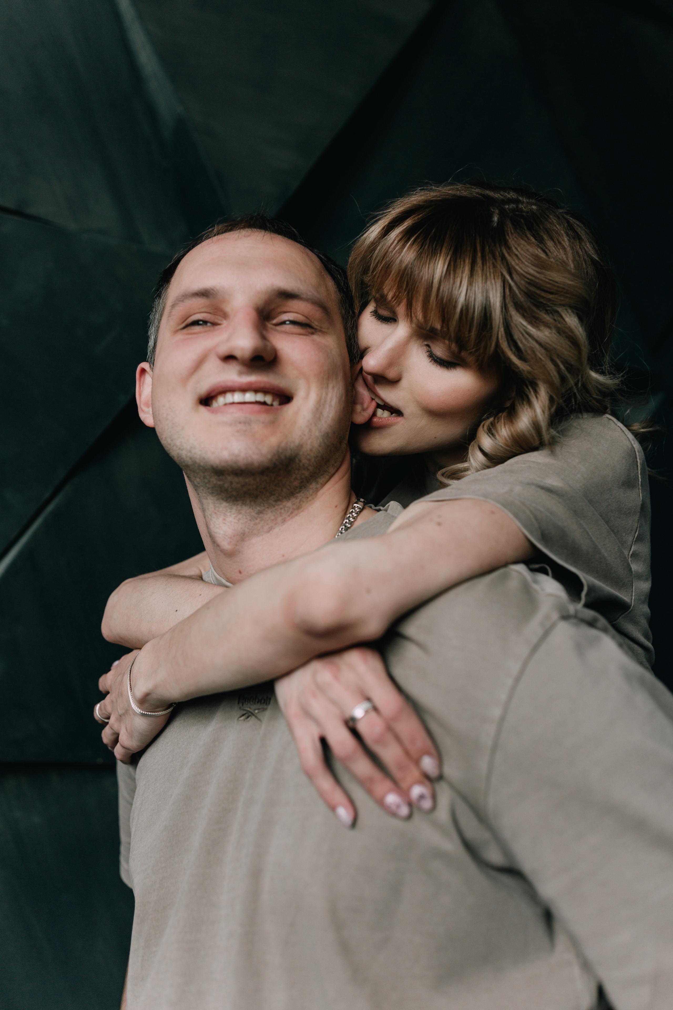 Studio shooting of Sasha & Sasha. Photographe à Rouen, France