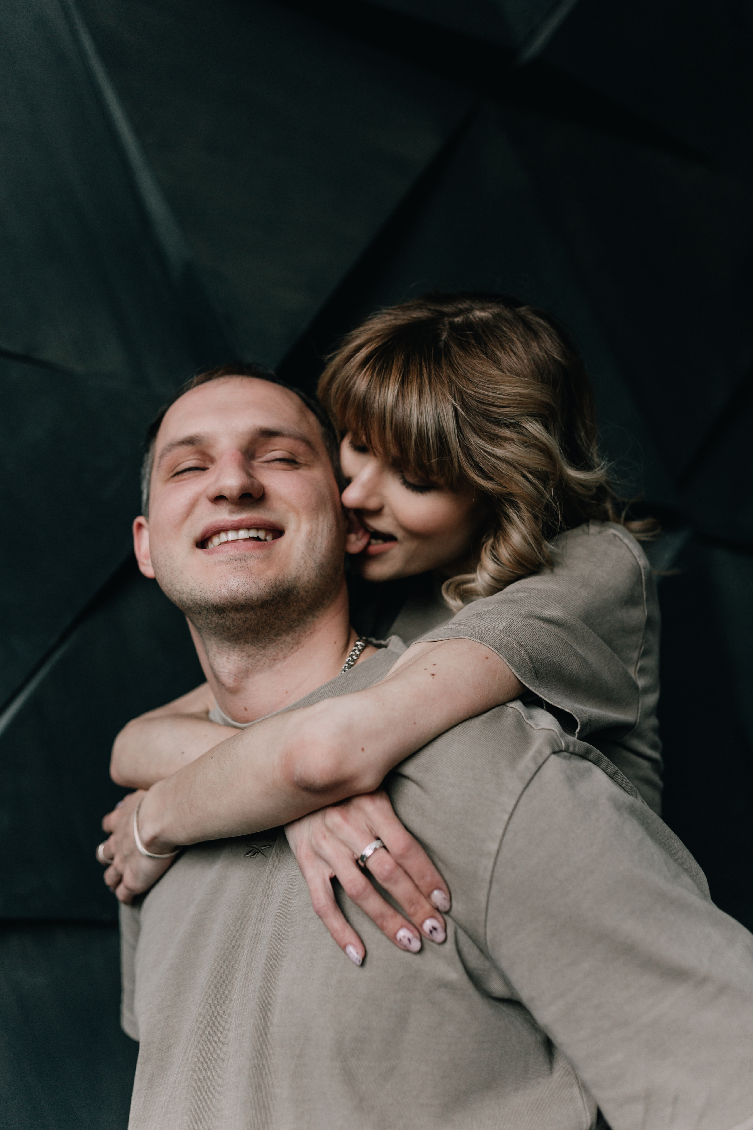 Studio shooting of Sasha & Sasha. Photographe à Rouen, France