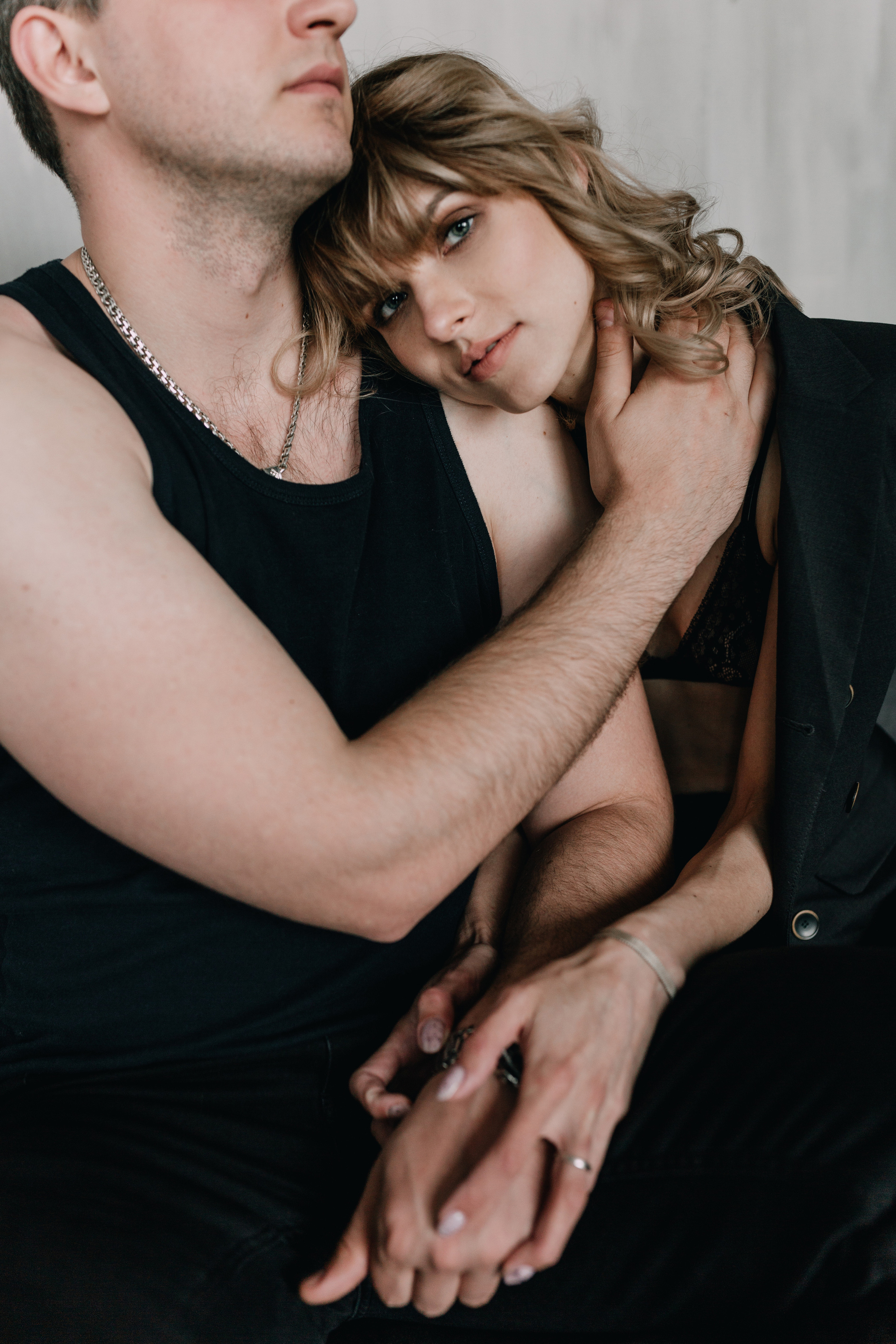 Studio shooting of Sasha & Sasha. Photographe à Rouen, France