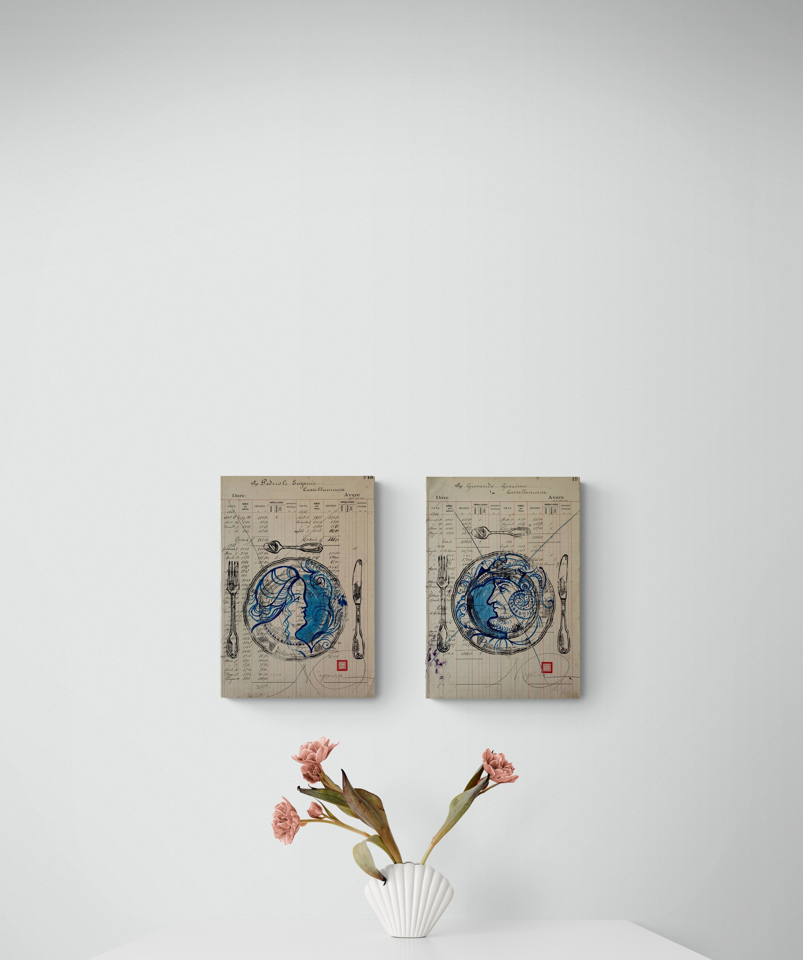 Lavoro appartenente alla serie Panem Quotidianum, basata su registri contabili storici (1918–1930). L’artista interviene su ogni pagina attraverso linoleografie manuali di piatti e posate, inserendo nel centro un profilo dipinto in blu. Il numero di pagina determina il titolo, mantenendo la struttura archivistica originaria. Il riferimento ai piatti nuziali rinascimentali (Deruta) introduce una dimensione celebrativa e rituale, attivando un dialogo tra memoria economica, identità e iconografia conviviale.