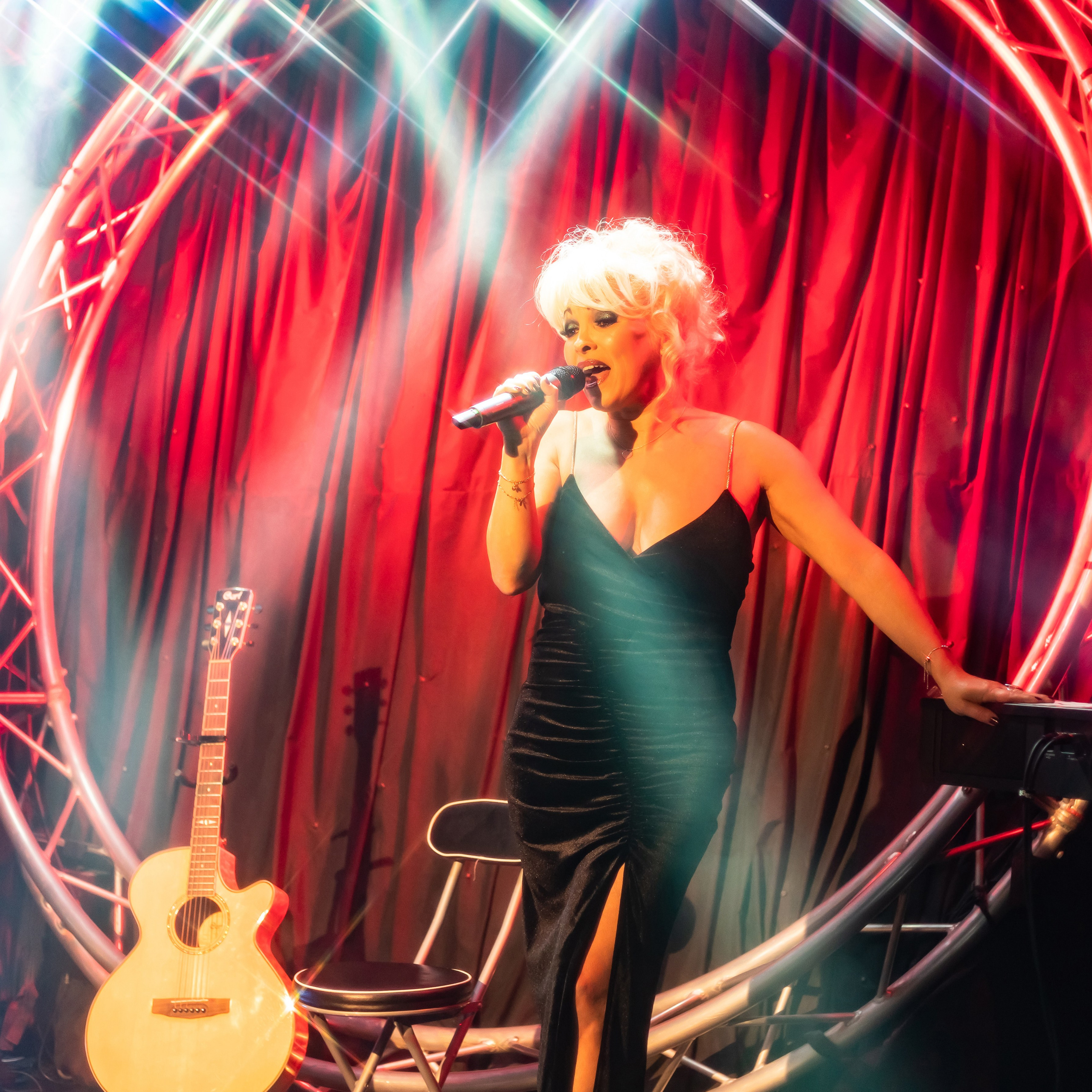 Иза Феррер. Съёмка концерта