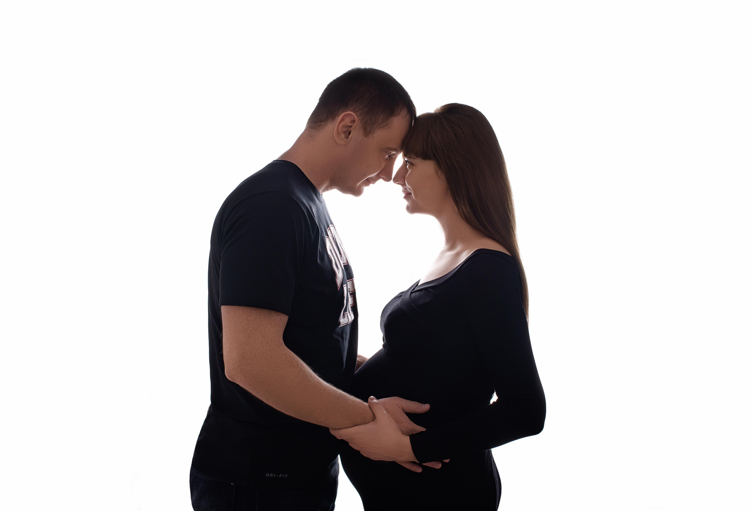 Babybauchshooting in Berlin – Elegant & Natürlich