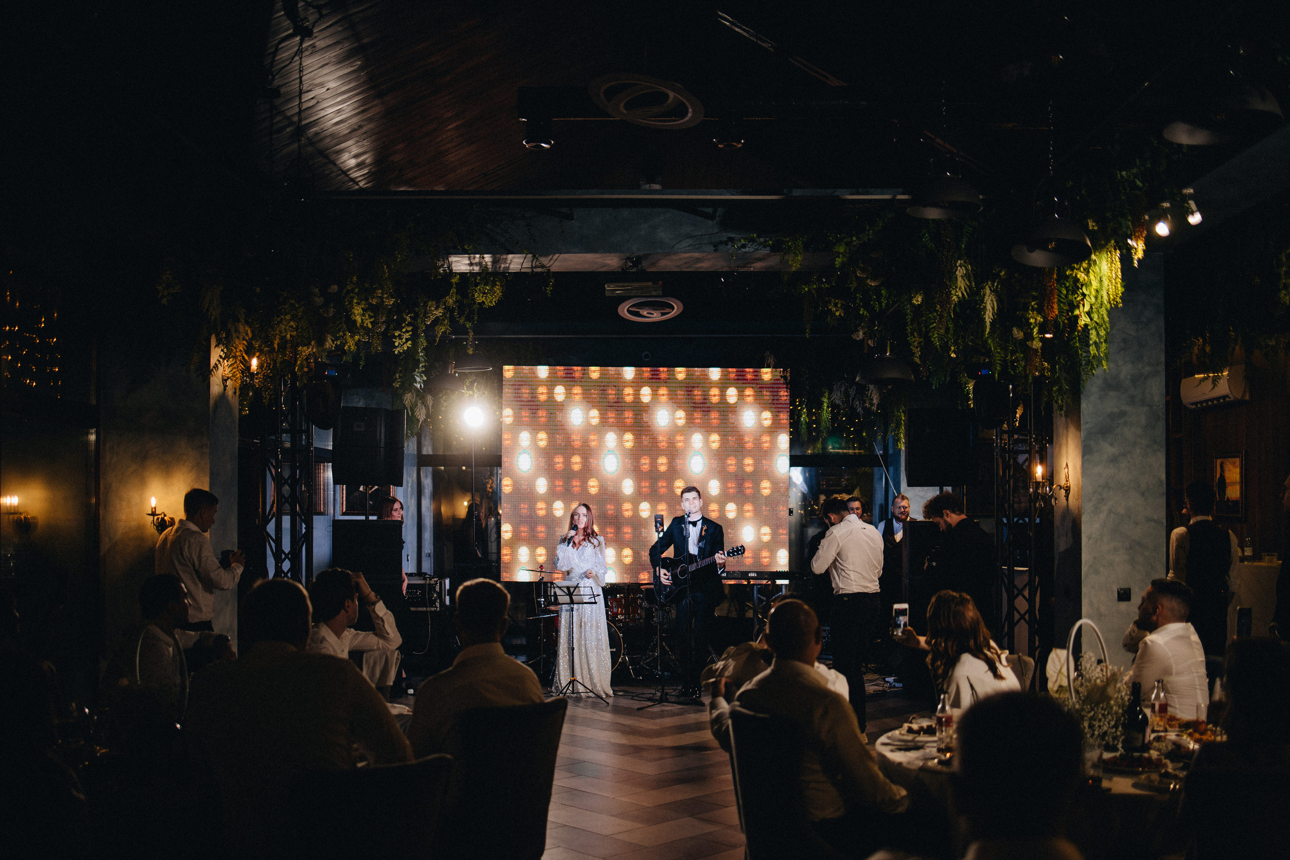 Bakker Wedding Photography in Portland, Seattle, Bend & Oregon Coast | Classic Black & White Wedding by Georgy Shishkin. Capturing Love in the Heart of the Pacific Northwes