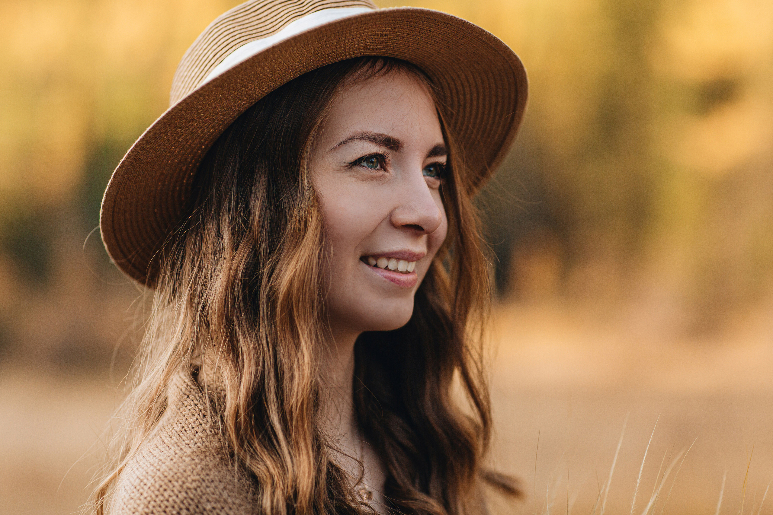 Portland, Seattle, Bend & Oregon Coast Elopement & Wedding Photography | J & J Mountain Adventure by Georgy Shishkin. Capturing Love in the Heart of the Pacific Northwes