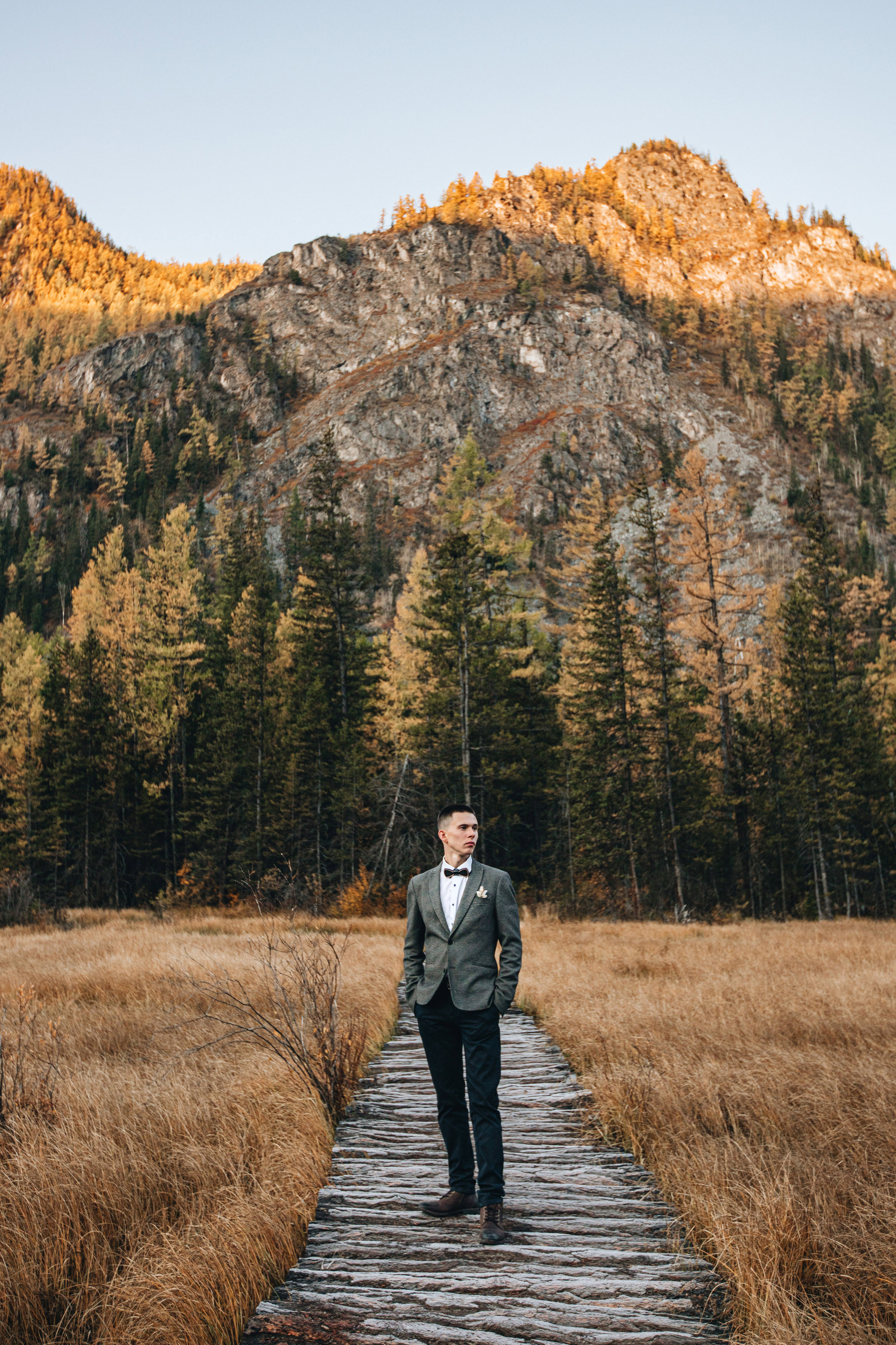 Portland, Seattle, Bend & Oregon Coast Elopement & Wedding Photography | J & J Mountain Adventure by Georgy Shishkin. Capturing Love in the Heart of the Pacific Northwes