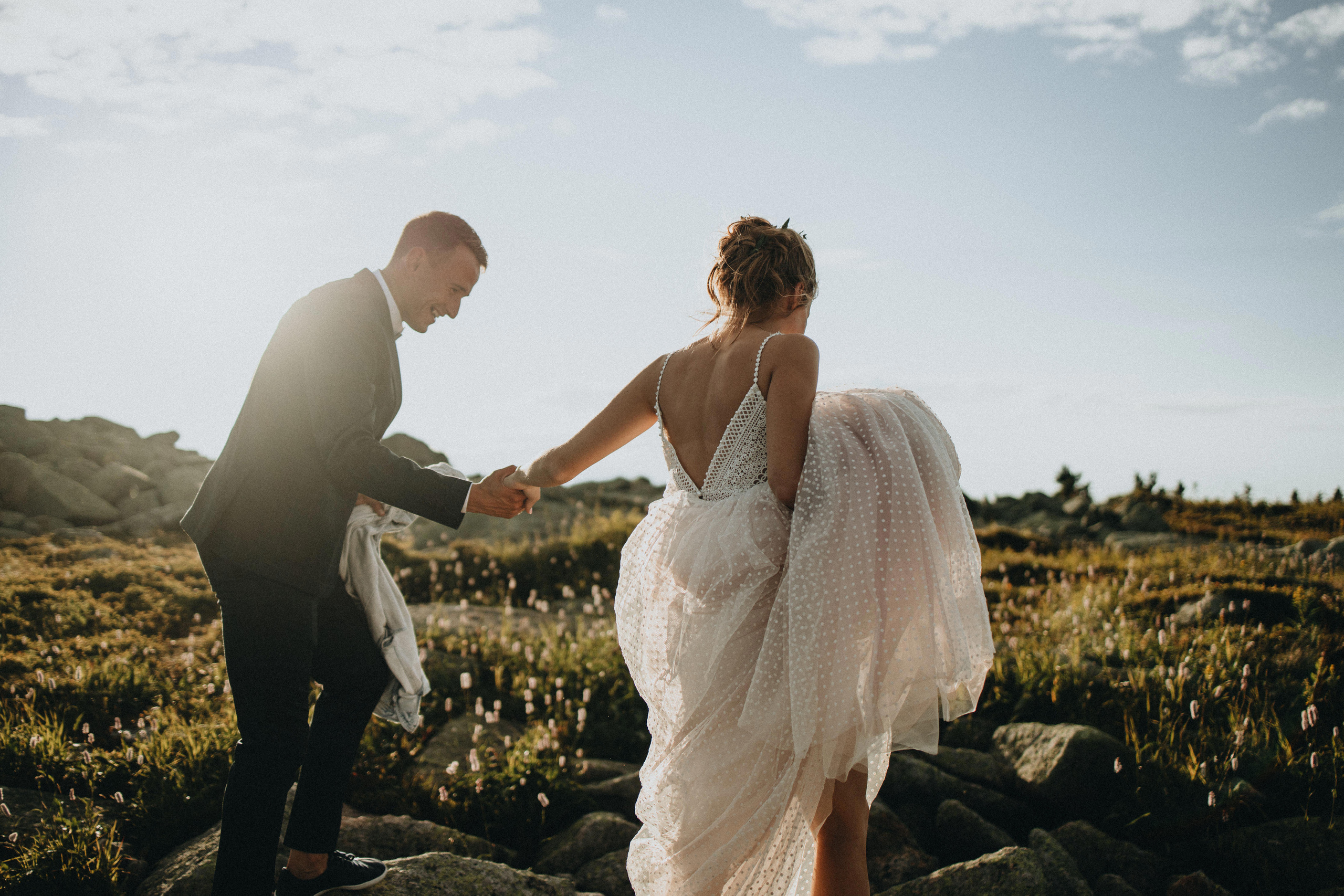 Mountain Wedding Photography in Portland, Seattle, Bend & Oregon Coast | Tonya & Sergey by Georgy Shishkin. Capturing Love in the Heart of the Pacific Northwes