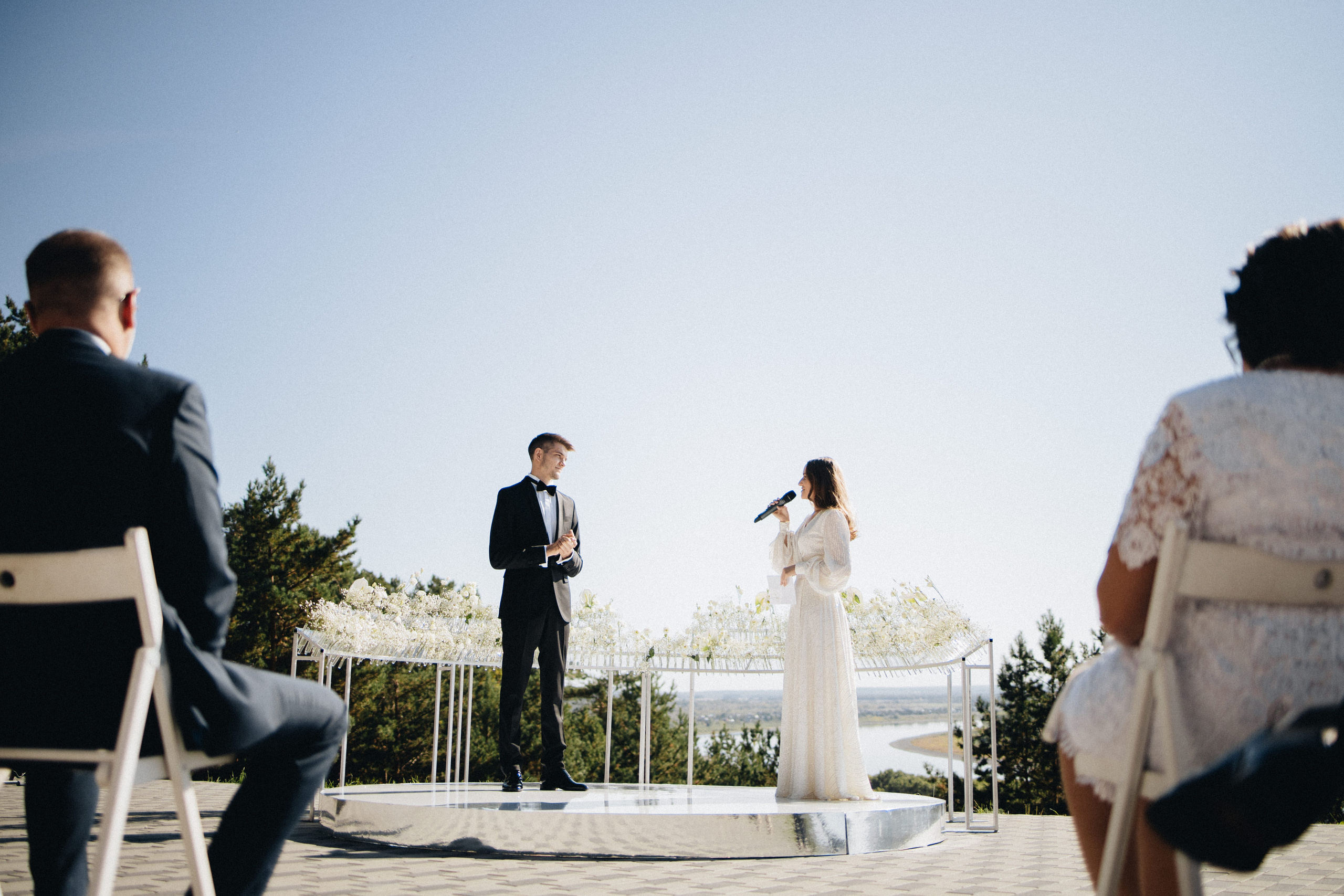 Bakker Wedding Photography in Portland, Seattle, Bend & Oregon Coast | Classic Black & White Wedding by Georgy Shishkin. Capturing Love in the Heart of the Pacific Northwes
