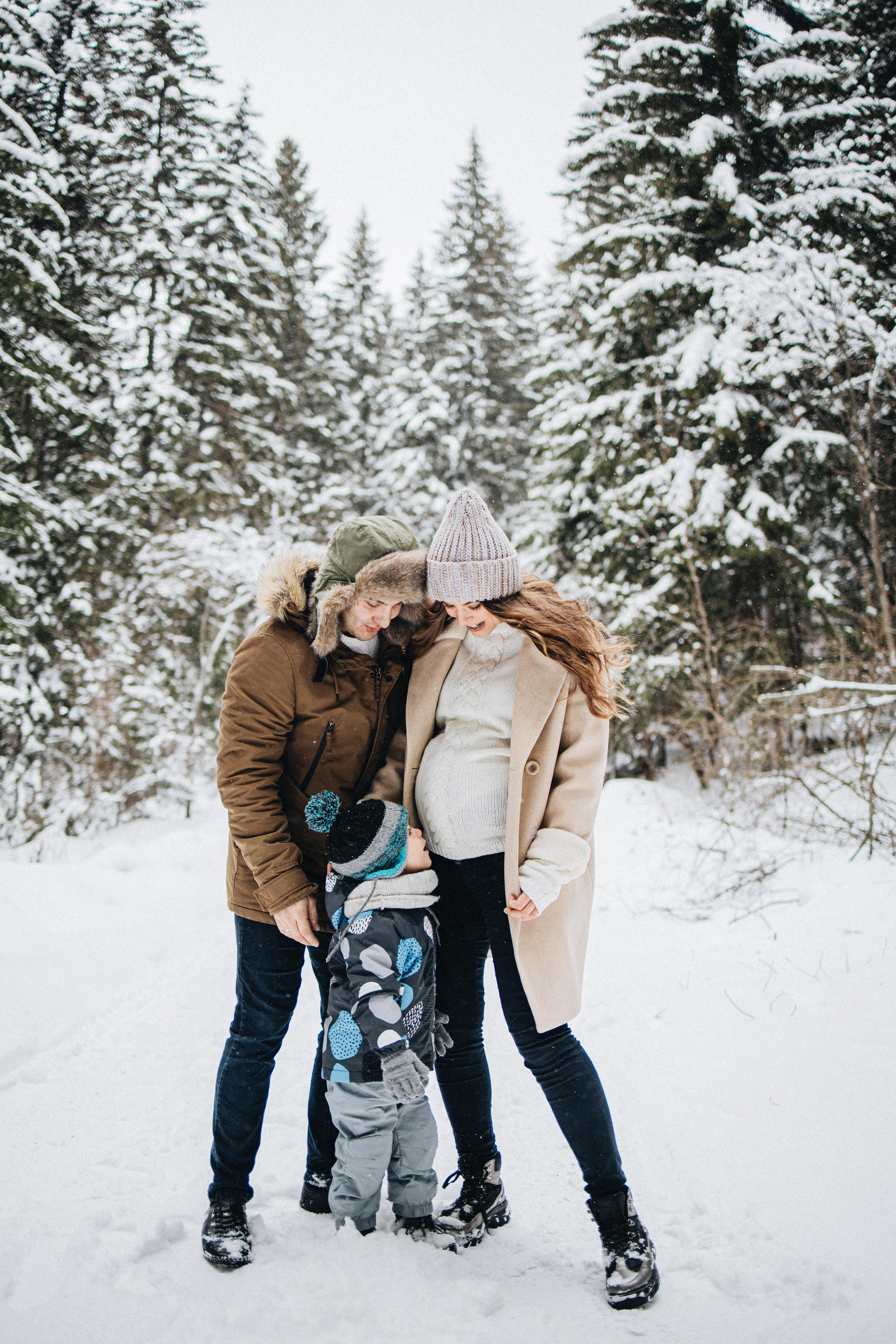Capture the Warmth of Winter with Family Photography in Portland, Seattle, Bend & Oregon Coast | Georgy Shishkin. Capturing Love in the Heart of the Pacific Northwes