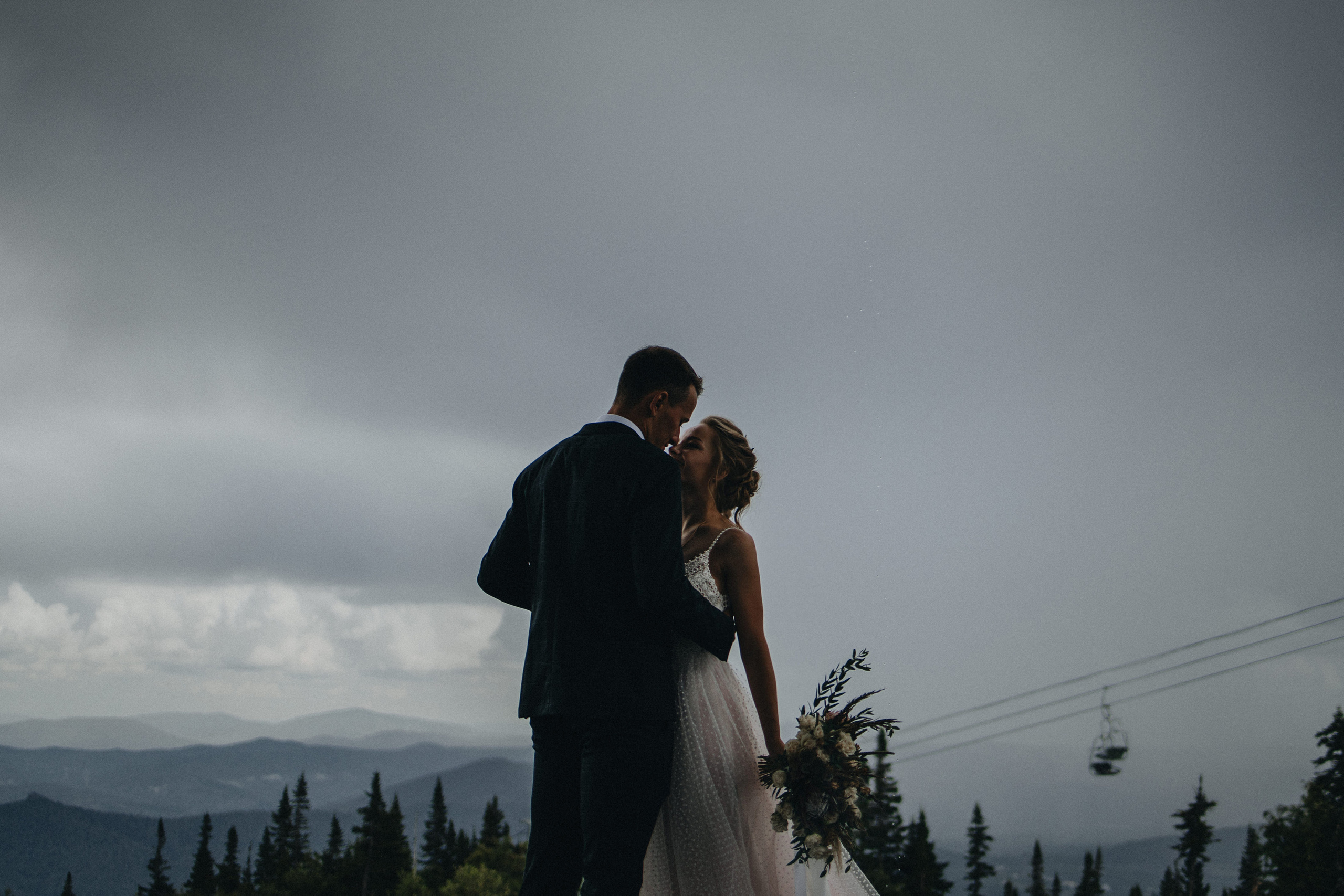 Mountain Wedding Photography in Portland, Seattle, Bend & Oregon Coast | Tonya & Sergey by Georgy Shishkin. Capturing Love in the Heart of the Pacific Northwes