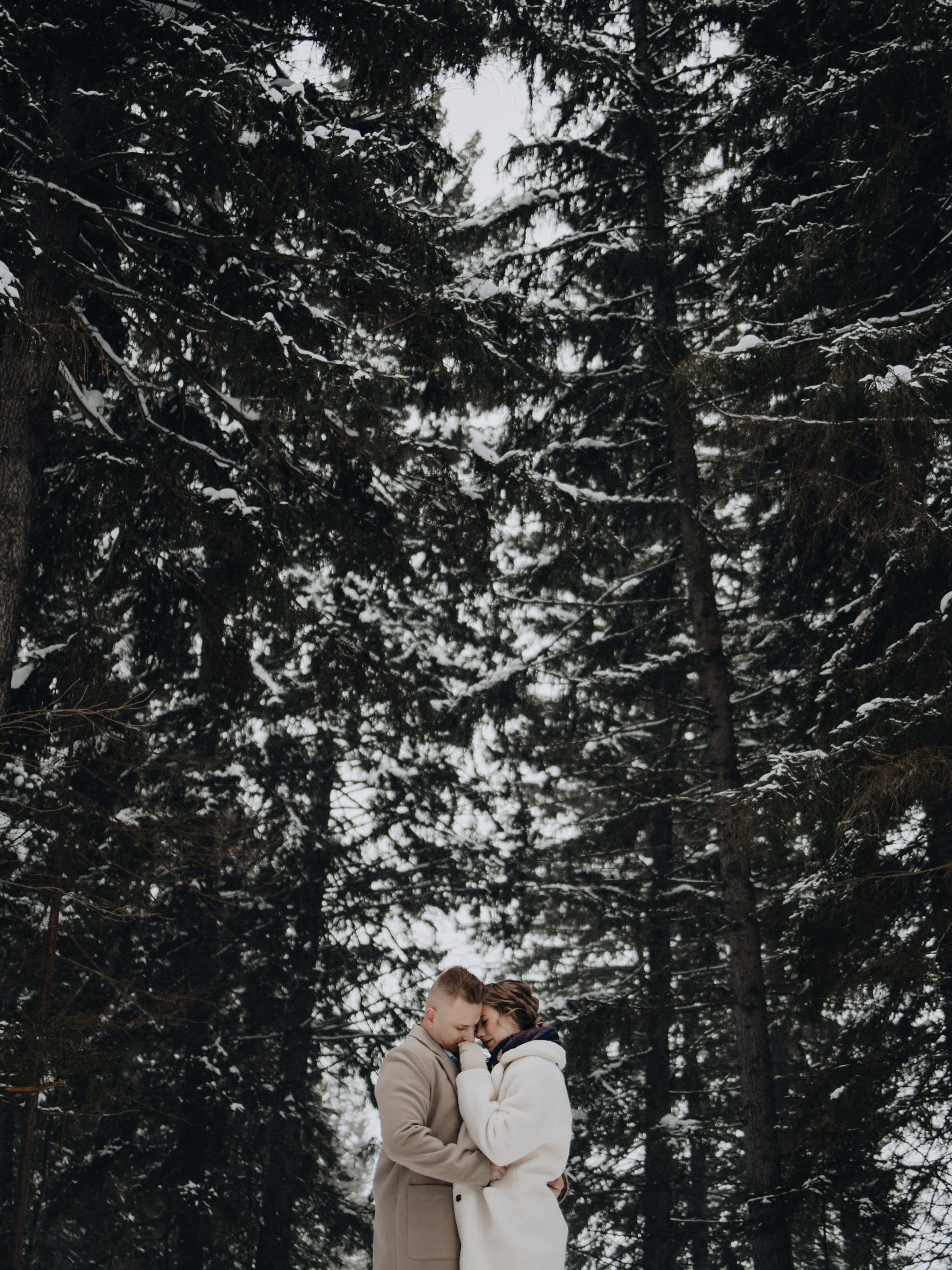 Winter Engagement Photography in Portland, Seattle, Bend & Oregon Coast | Anastasia & Sergey | Georgy Shishkin. Capturing Love in the Heart of the Pacific Northwes