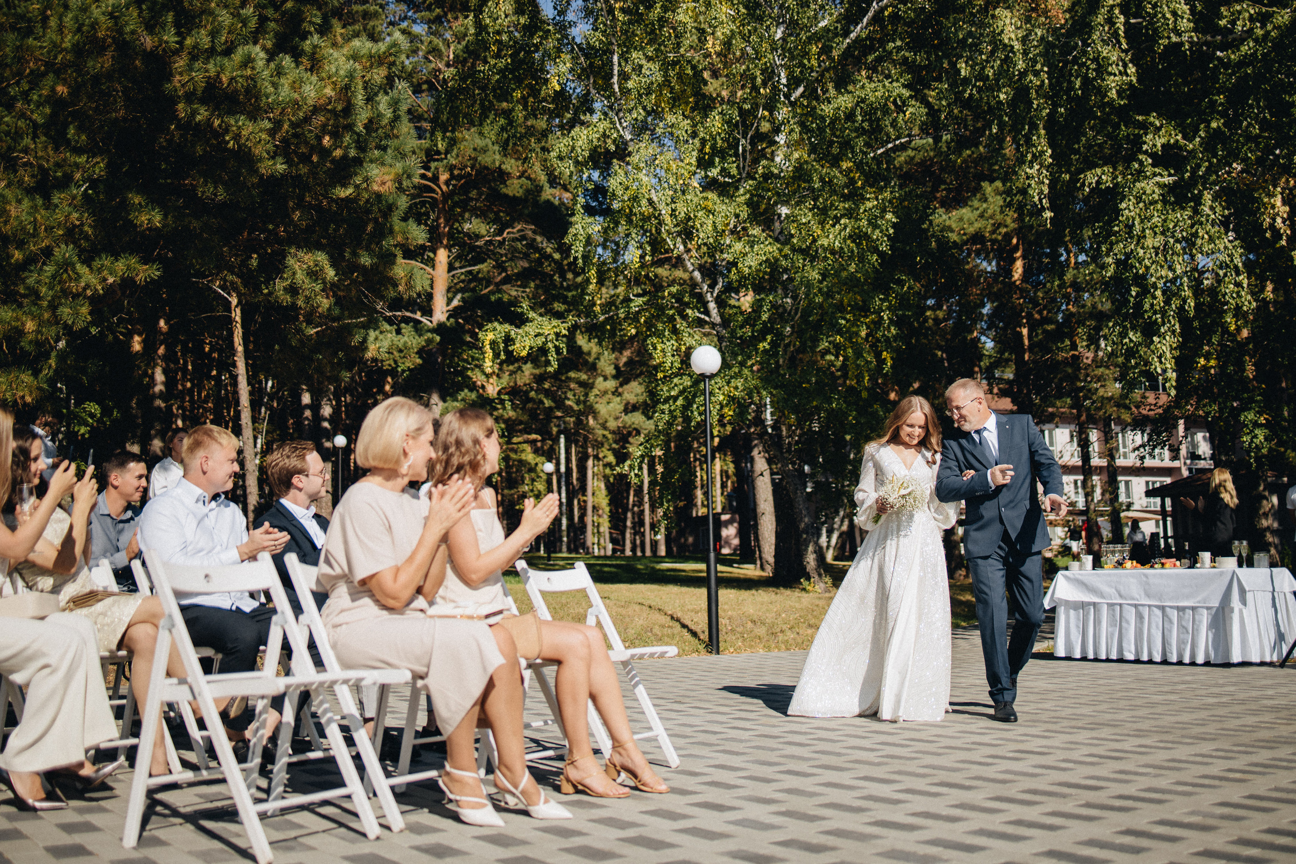 Bakker Wedding Photography in Portland, Seattle, Bend & Oregon Coast | Classic Black & White Wedding by Georgy Shishkin. Capturing Love in the Heart of the Pacific Northwes