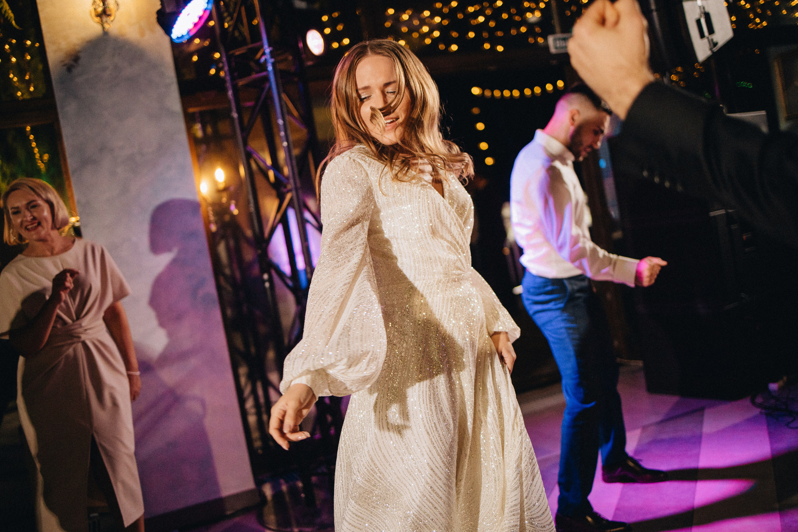 Bakker Wedding Photography in Portland, Seattle, Bend & Oregon Coast | Classic Black & White Wedding by Georgy Shishkin. Capturing Love in the Heart of the Pacific Northwes