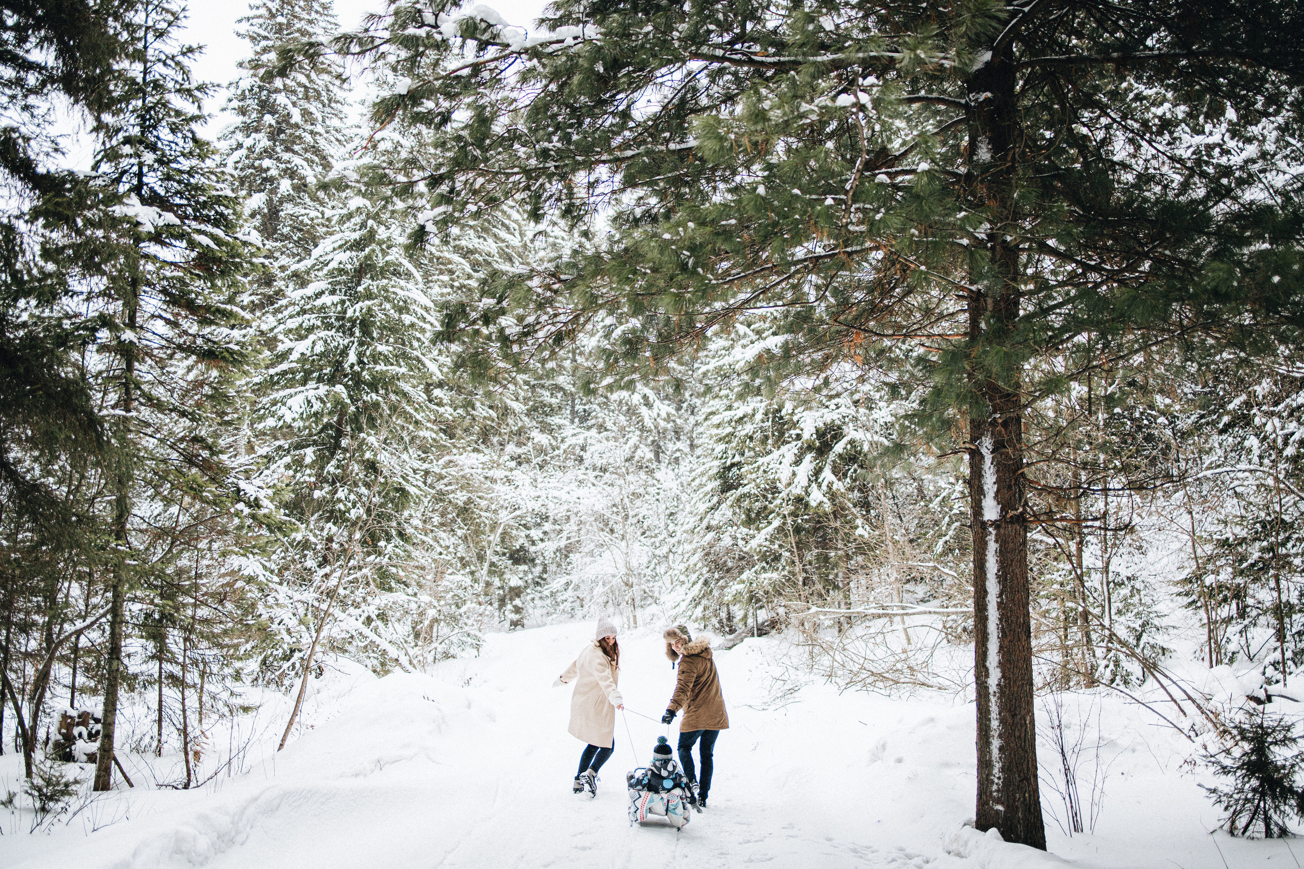 Capture the Warmth of Winter with Family Photography in Portland, Seattle, Bend & Oregon Coast | Georgy Shishkin. Capturing Love in the Heart of the Pacific Northwes