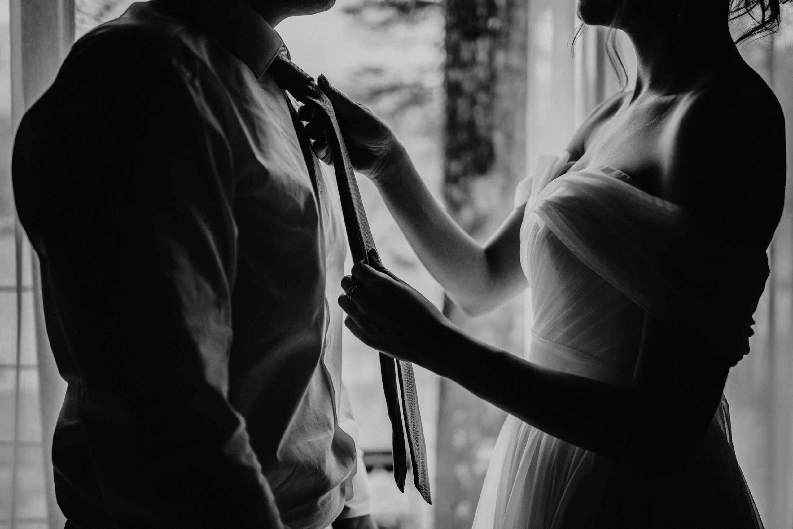 Portland, Seattle, Bend & Oregon Coast Elopement Photography | Alex & Michael's Mountain Wedding by Georgy Shishkin. Capturing Love in the Heart of the Pacific Northwes