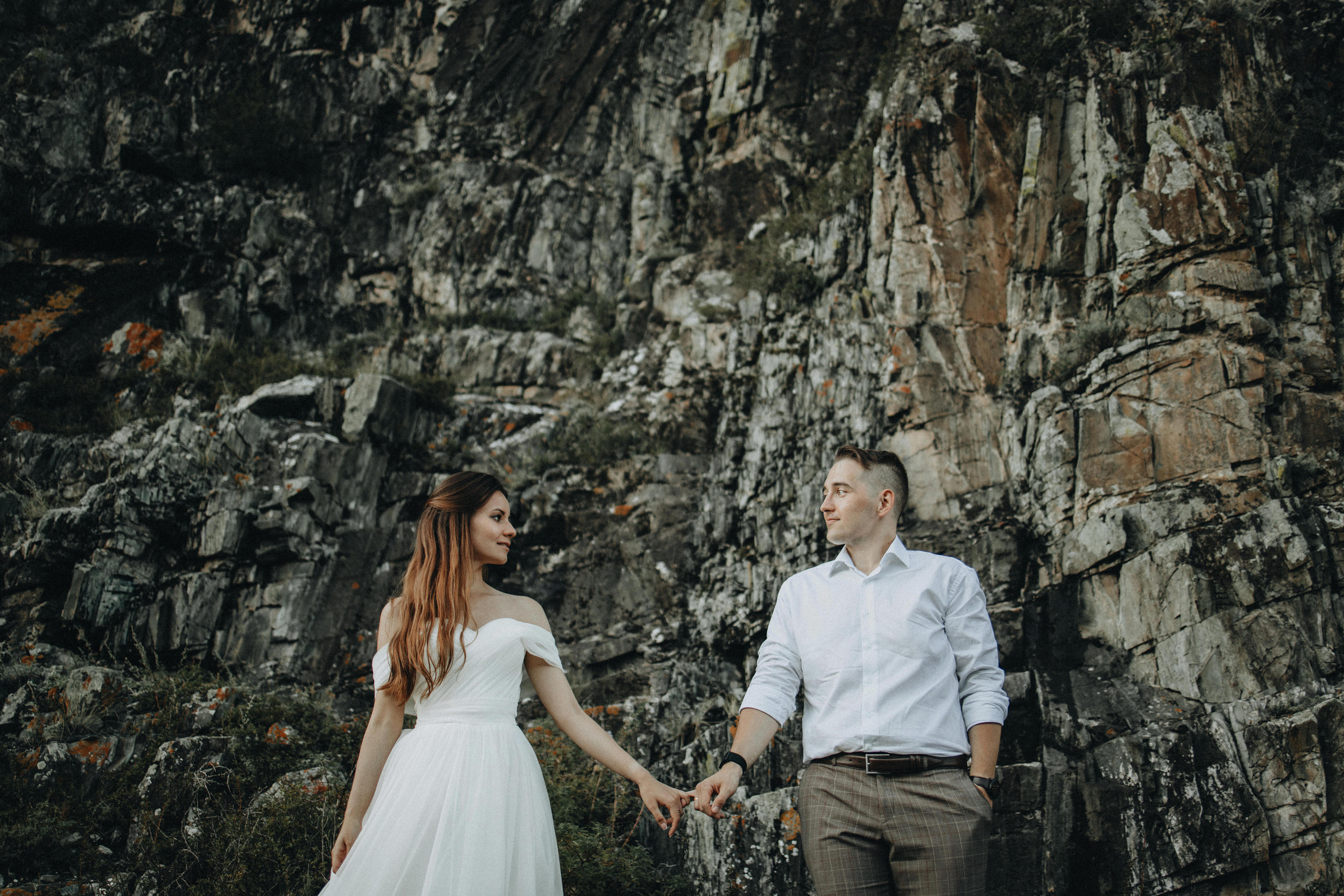 Portland, Seattle, Bend & Oregon Coast Elopement Photography | Alex & Michael's Mountain Wedding by Georgy Shishkin. Capturing Love in the Heart of the Pacific Northwes