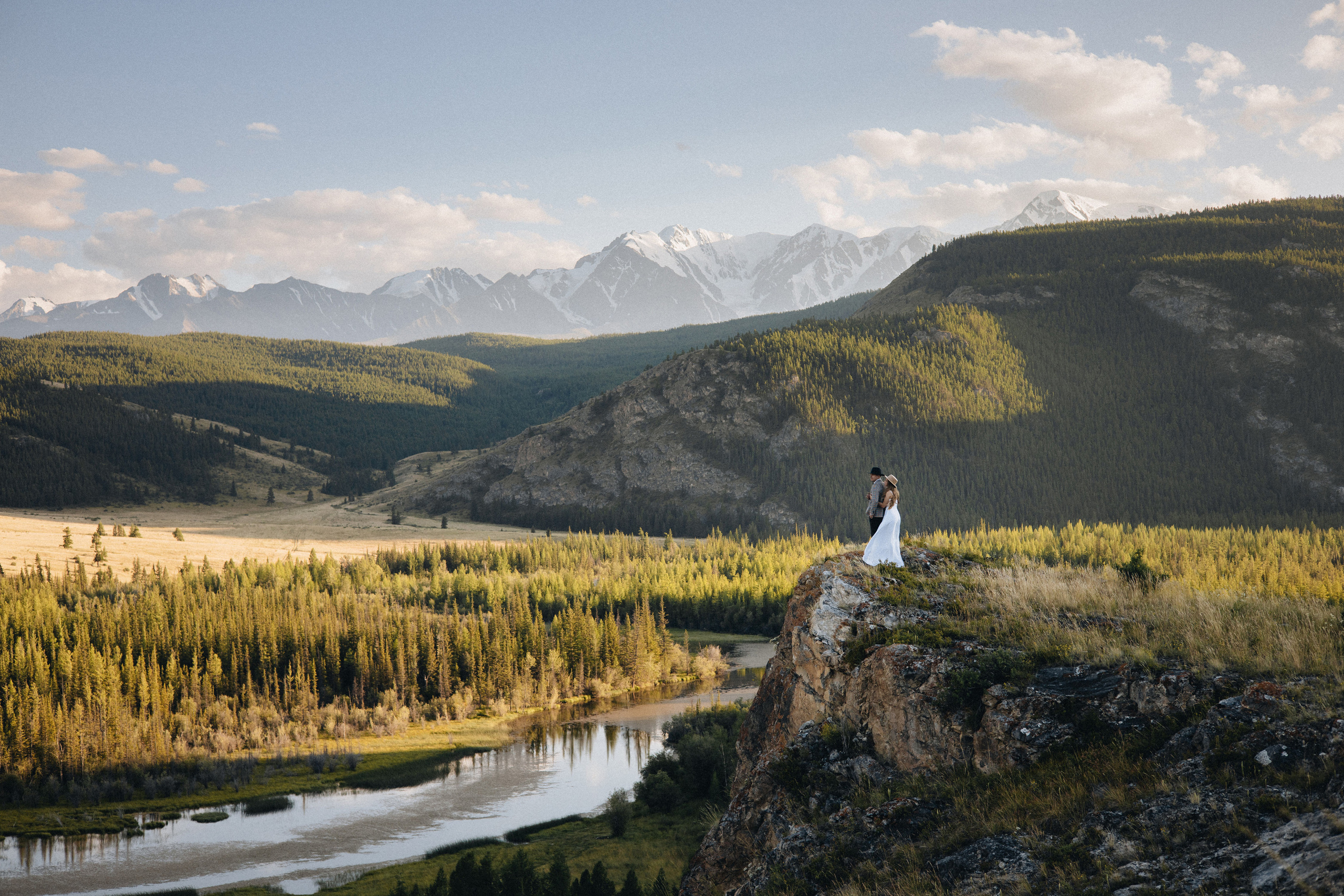 Capturing Love in the Heart of the Pacific Northwes