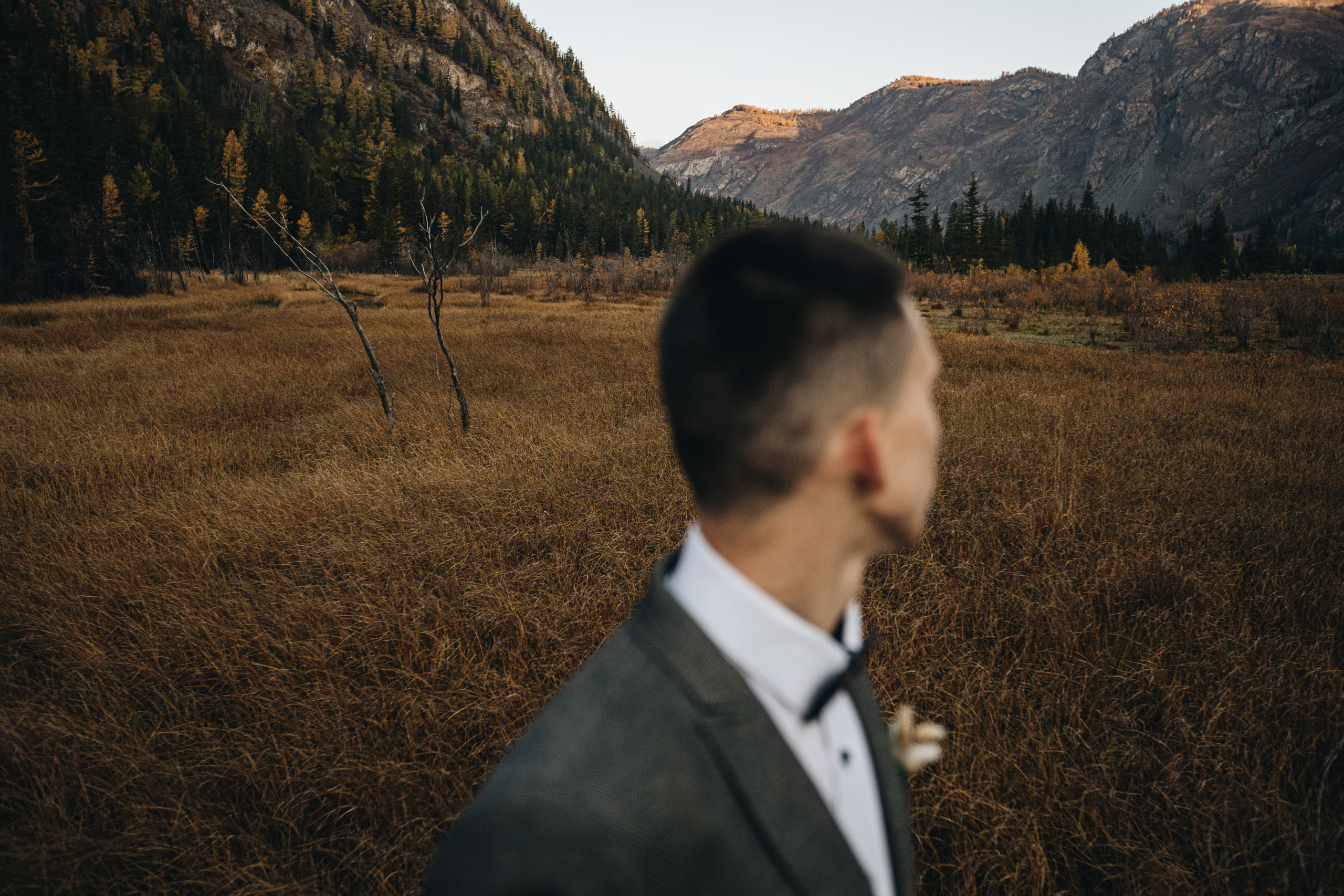Portland, Seattle, Bend & Oregon Coast Elopement & Wedding Photography | J & J Mountain Adventure by Georgy Shishkin. Capturing Love in the Heart of the Pacific Northwes