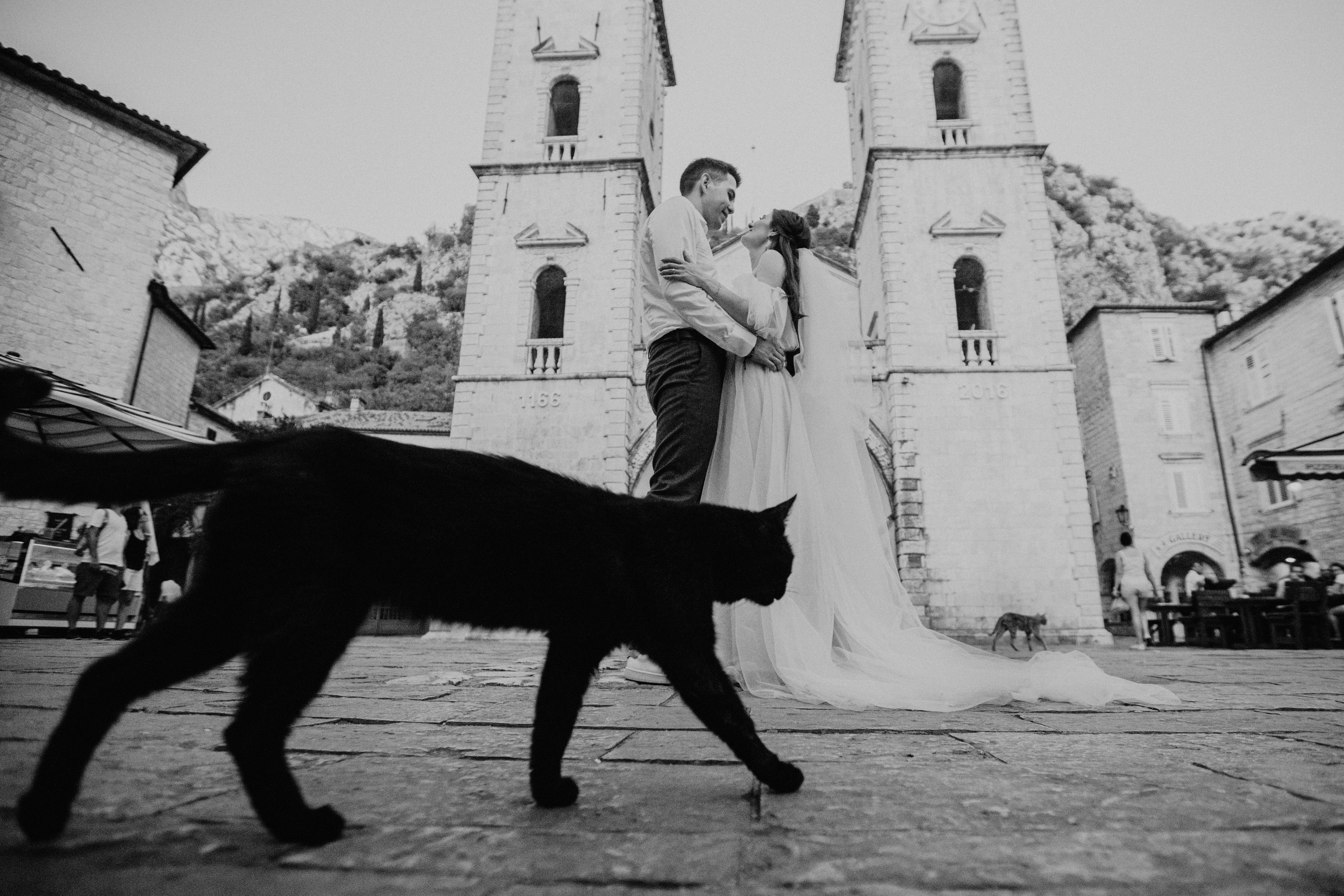 Portland, Seattle, Bend & Oregon Coast Wedding Photography | Destination Weddings in Montenegro by Georgy Shishkin. Capturing Love in the Heart of the Pacific Northwes