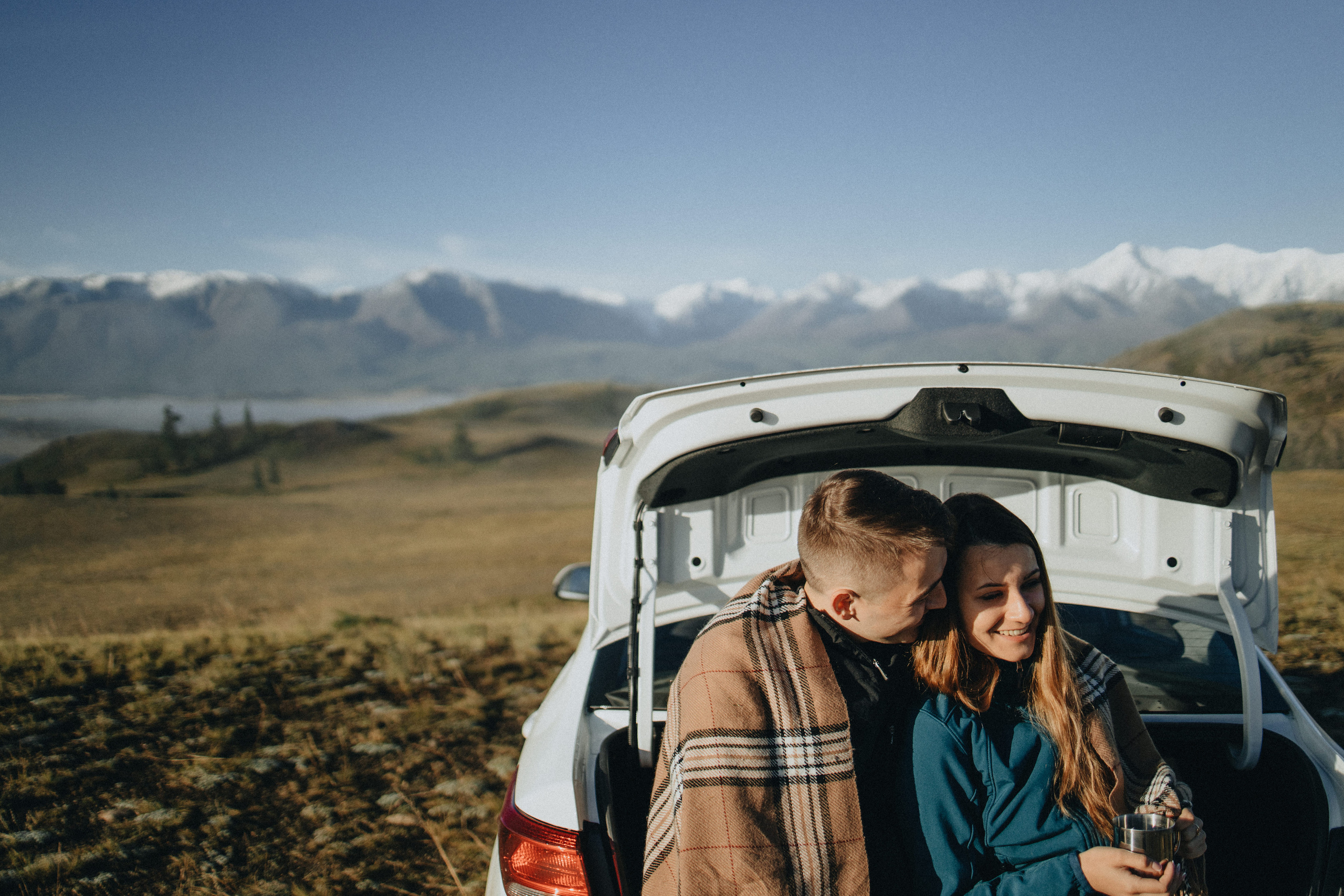 Portland, Seattle, Bend & Oregon Coast Elopement Photography | Alex & Michael's Mountain Wedding by Georgy Shishkin. Capturing Love in the Heart of the Pacific Northwes