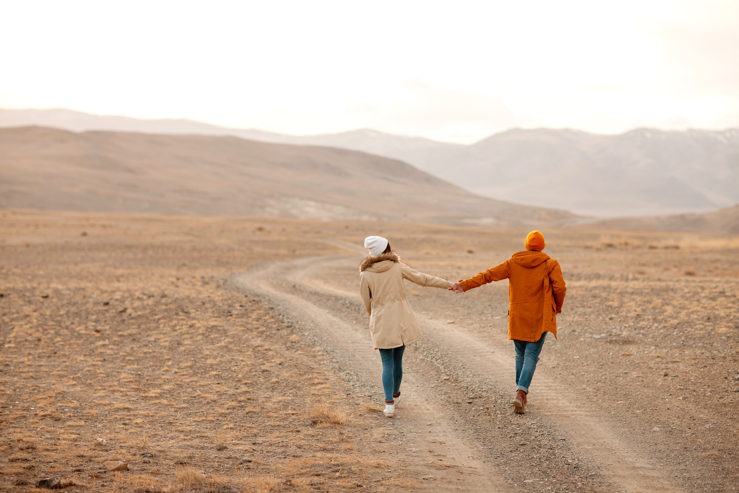 About Georgy Shishkin | Wedding & Elopement Photographer in Portland, Seattle, Bend & Oregon Coast. Capturing Love in the Heart of the Pacific Northwes