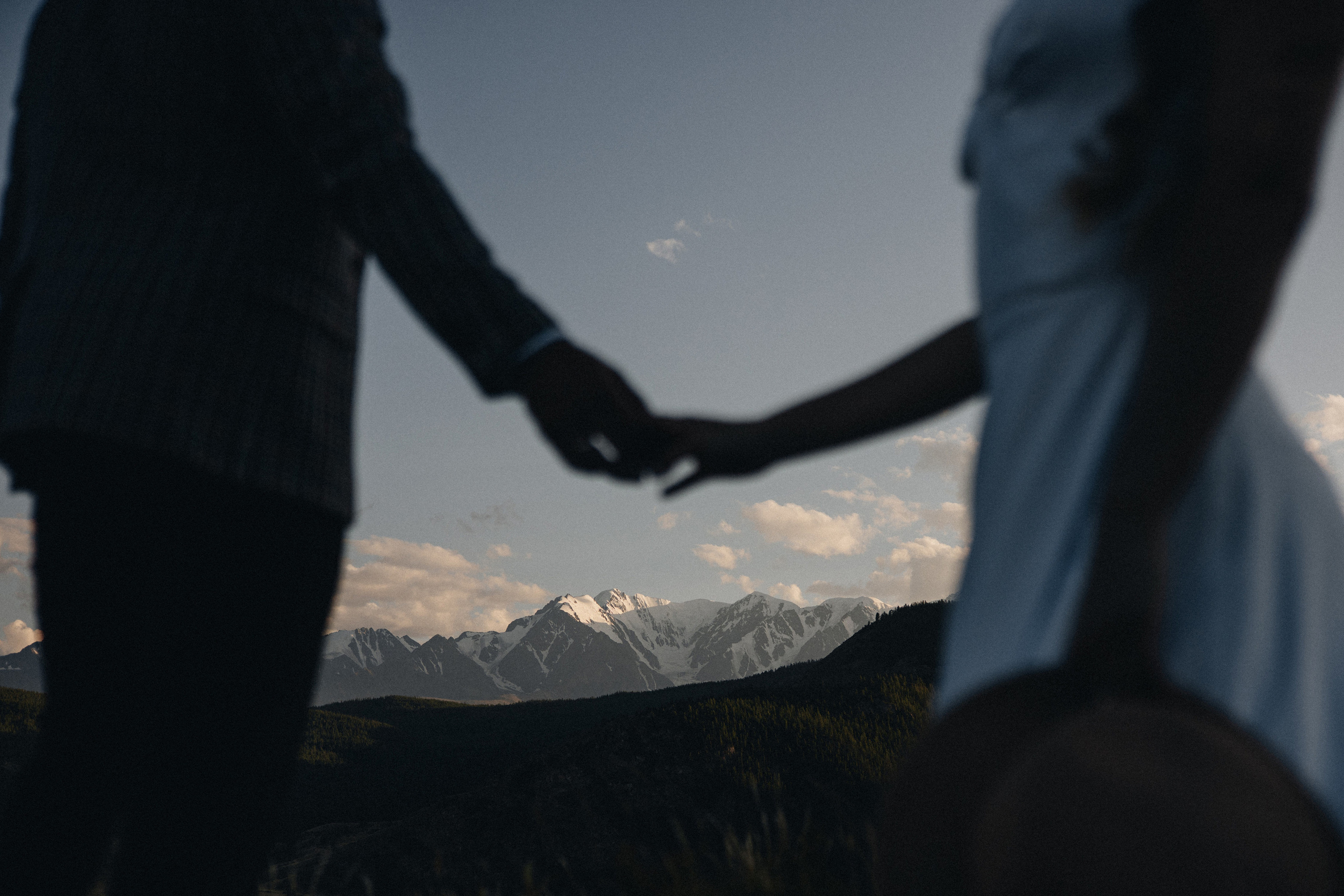 Capturing Love in the Heart of the Pacific Northwes