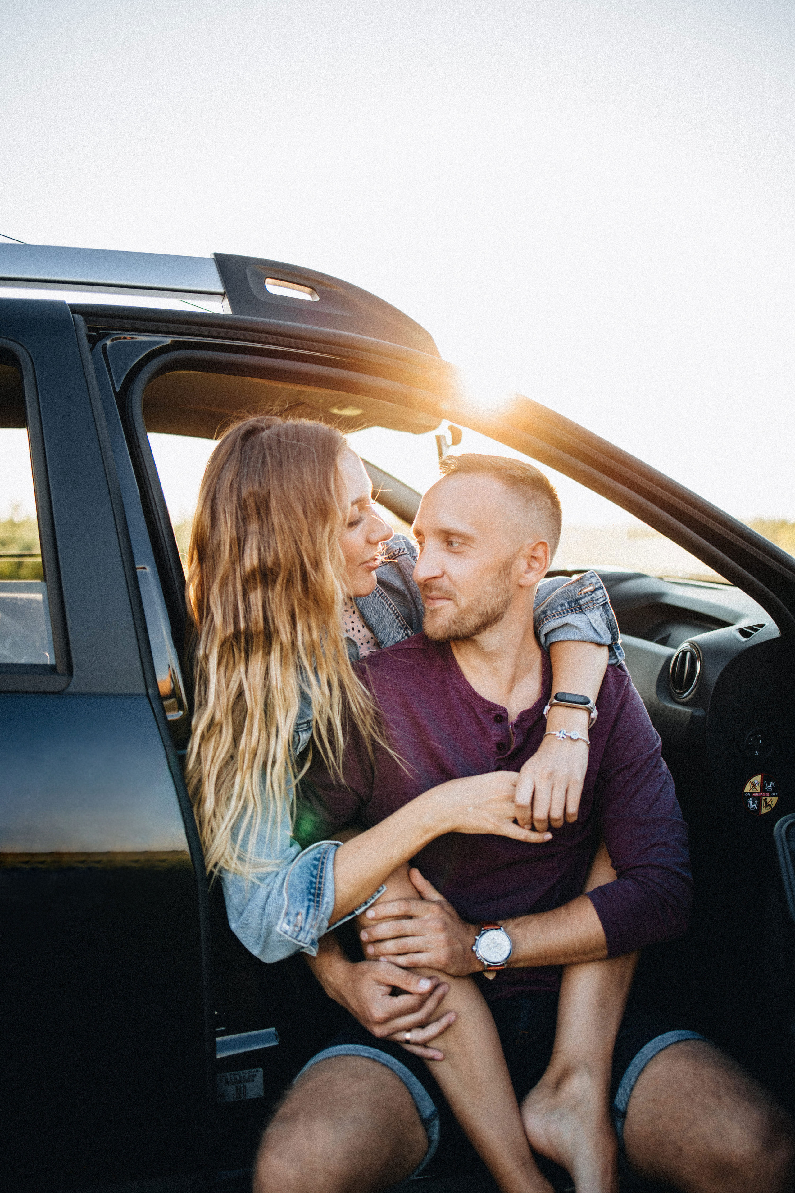 Julie & Alex Engagement Photography  | Georgy Shishkin | Photography in Portland, Seattle, Bend & Oregon Coast. Capturing Love in the Heart of the Pacific Northwes