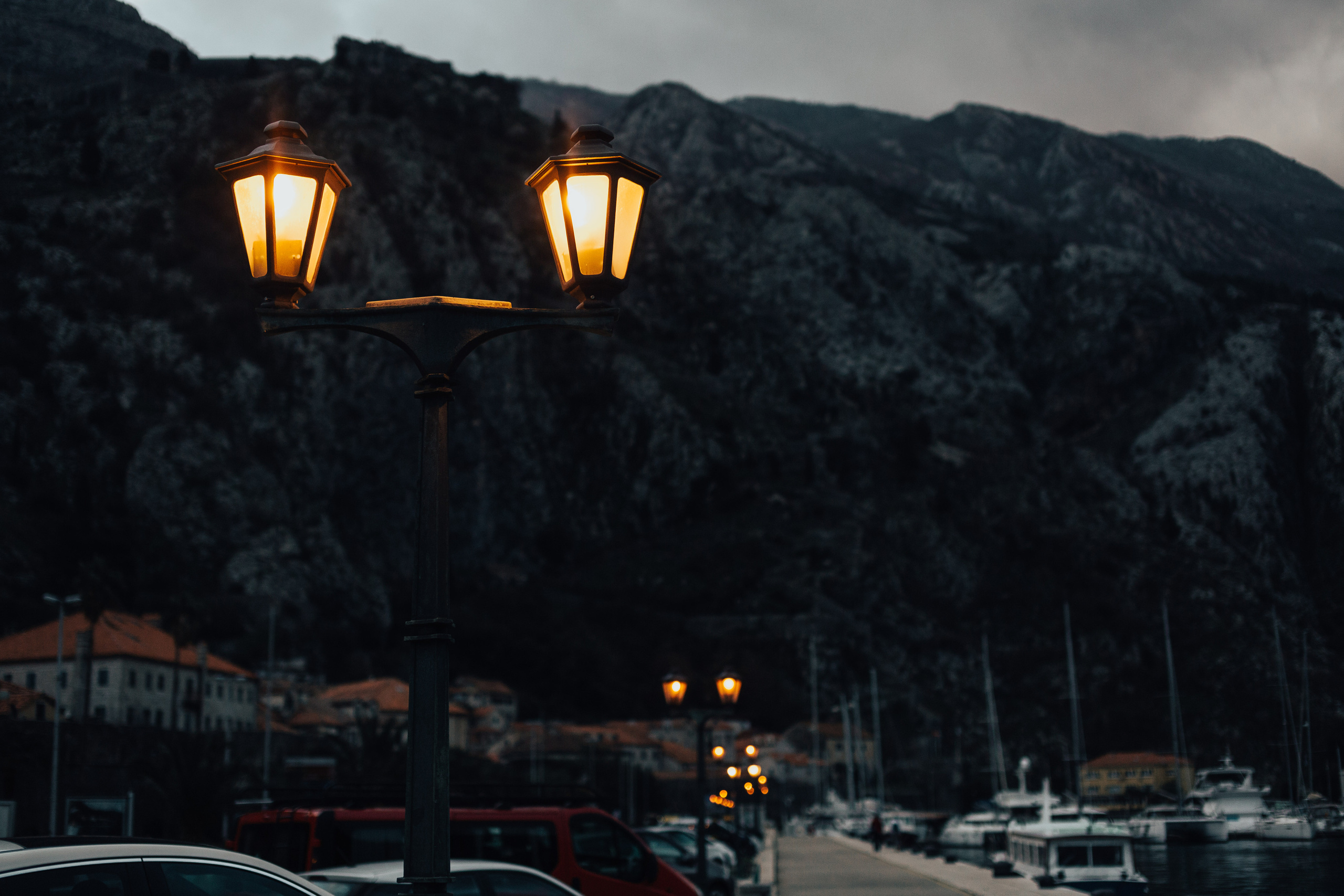 Portland, Seattle, Bend & Oregon Coast Elopement Photography | Elopements by Georgy Shishkin. Capturing Love in the Heart of the Pacific Northwes