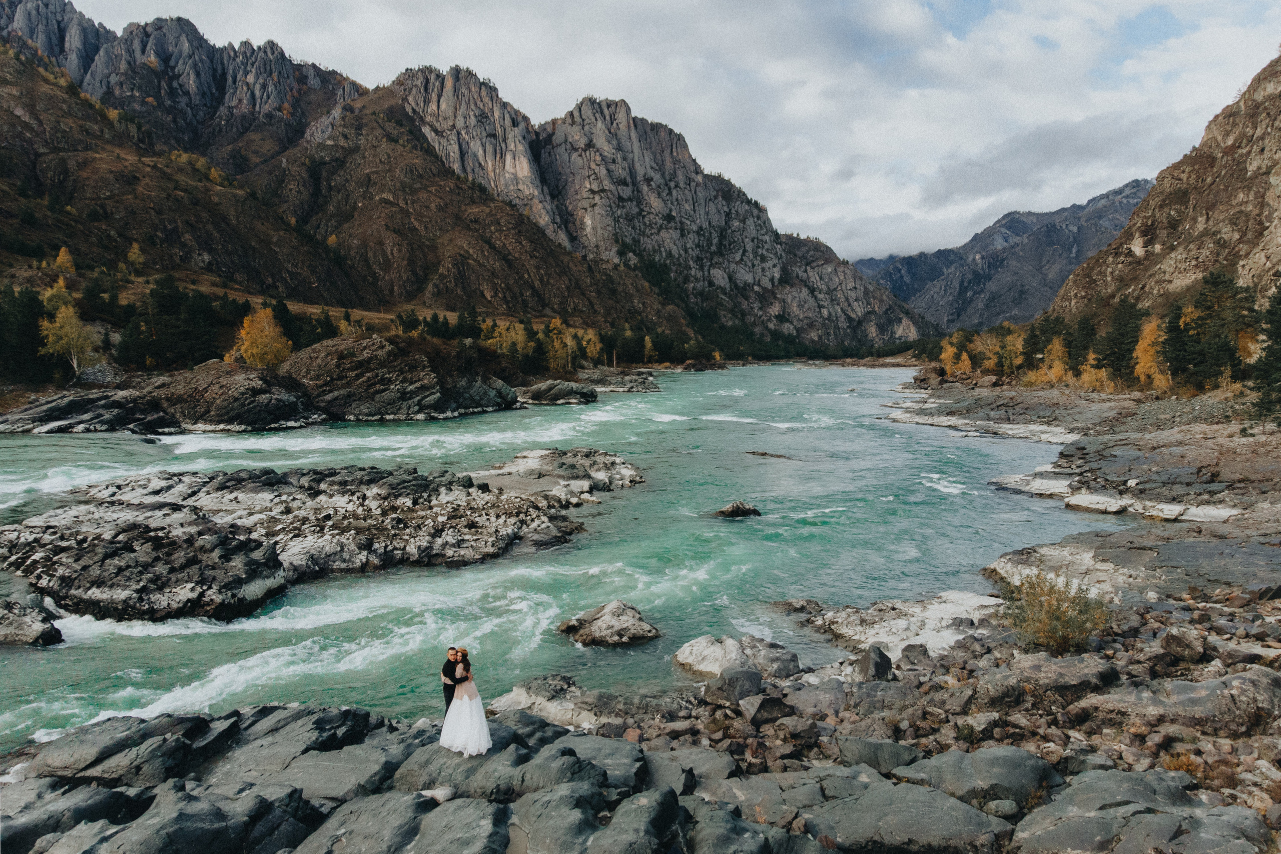 Anastasia & Konstantin’s Mountain Elopement Photography | Georgy Shishkin in Portland, Seattle, Bend & Oregon Coast. Capturing Love in the Heart of the Pacific Northwes