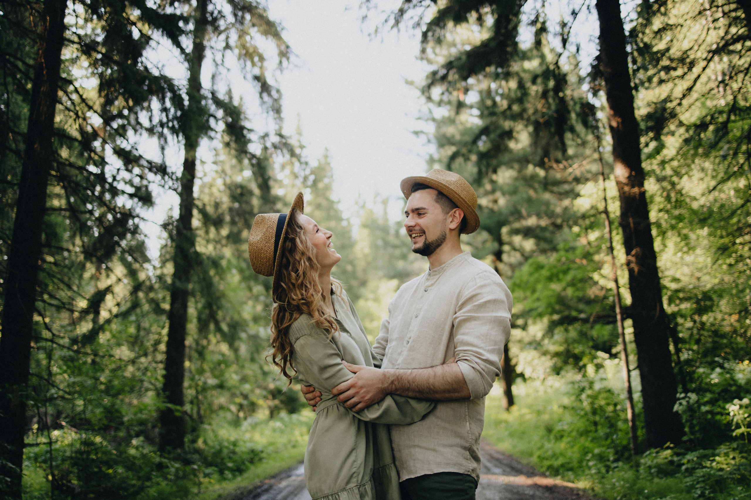 Portland, Seattle, Bend & Oregon Coast Engagement Photography | Georgy Shishkin. Capturing Love in the Heart of the Pacific Northwes
