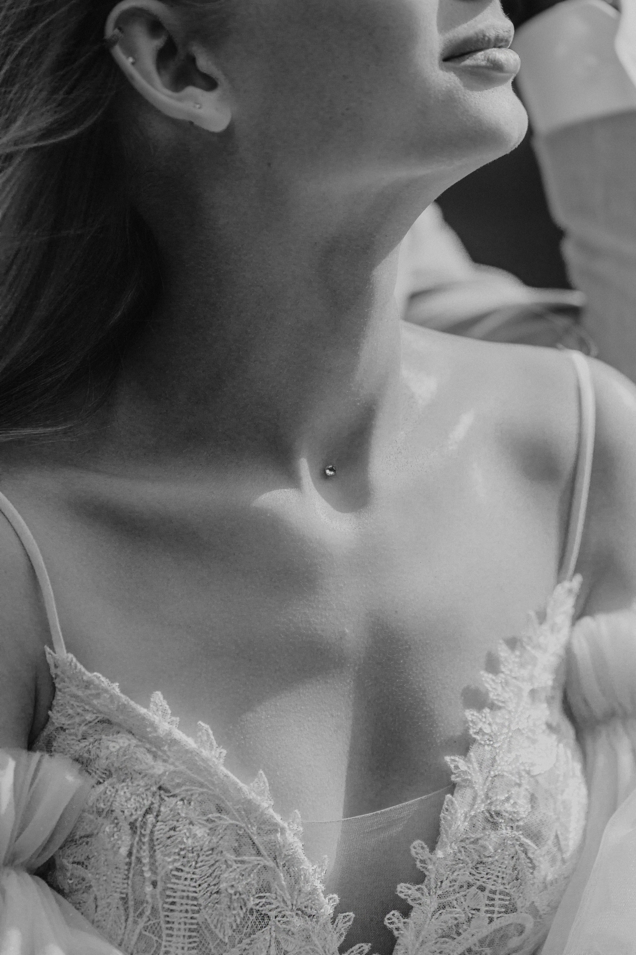 Intimate Mountain Elopement Photography in Portland, Seattle, Bend & Oregon Coast | Ksy & Max | Georgy Shishkin. Capturing Love in the Heart of the Pacific Northwes