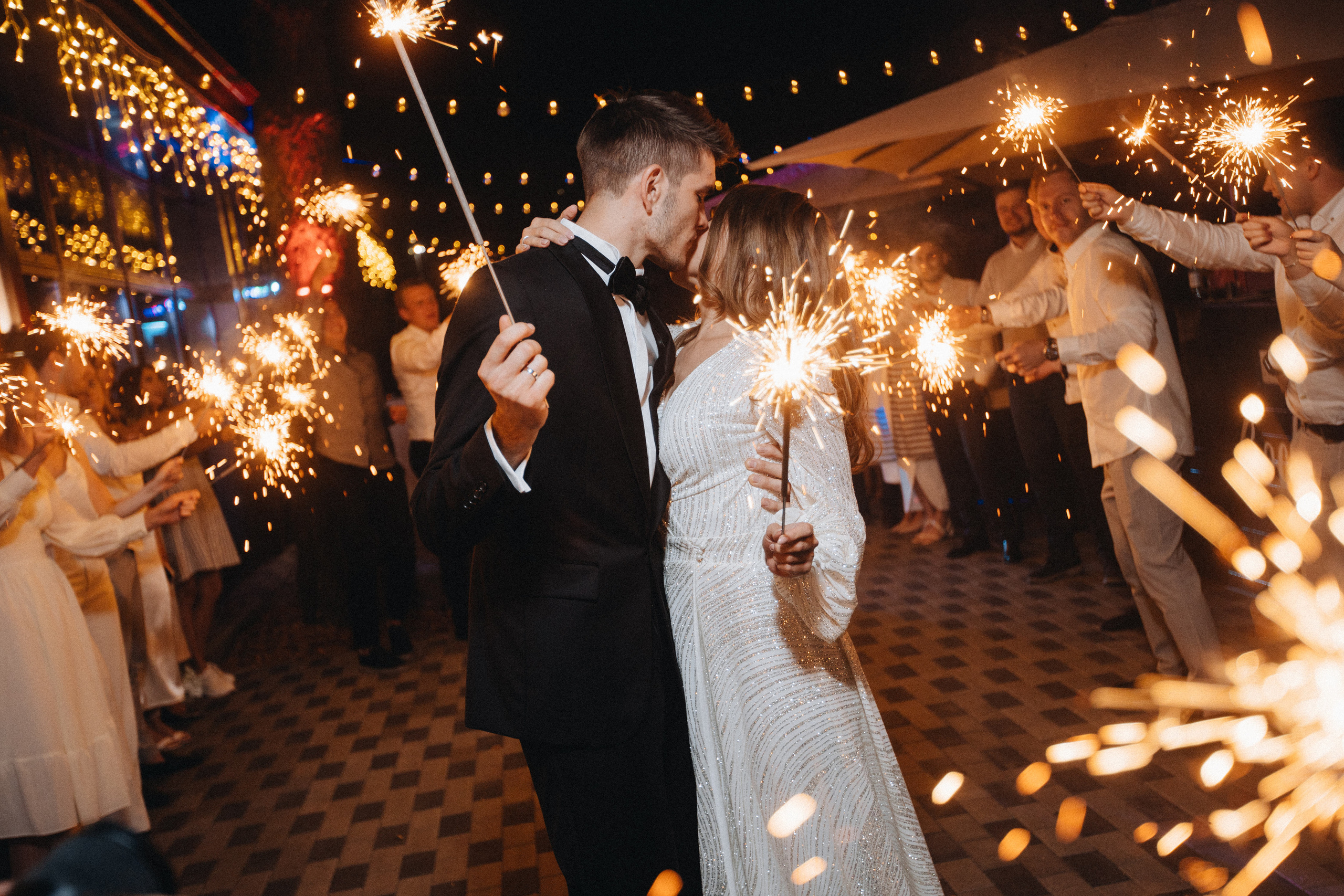 Bakker Wedding Photography in Portland, Seattle, Bend & Oregon Coast | Classic Black & White Wedding by Georgy Shishkin. Capturing Love in the Heart of the Pacific Northwes