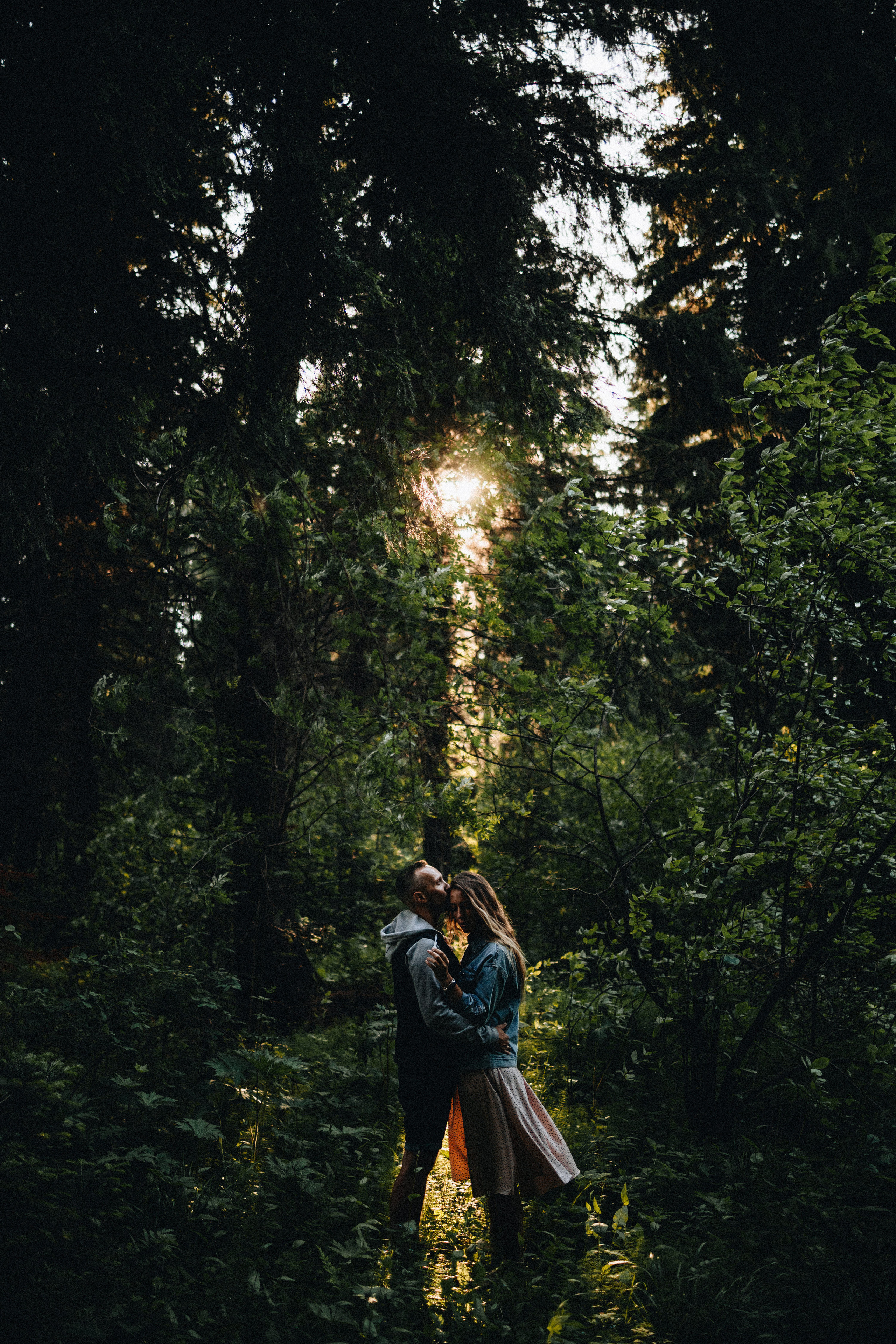 Julie & Alex Engagement Photography  | Georgy Shishkin | Photography in Portland, Seattle, Bend & Oregon Coast. Capturing Love in the Heart of the Pacific Northwes