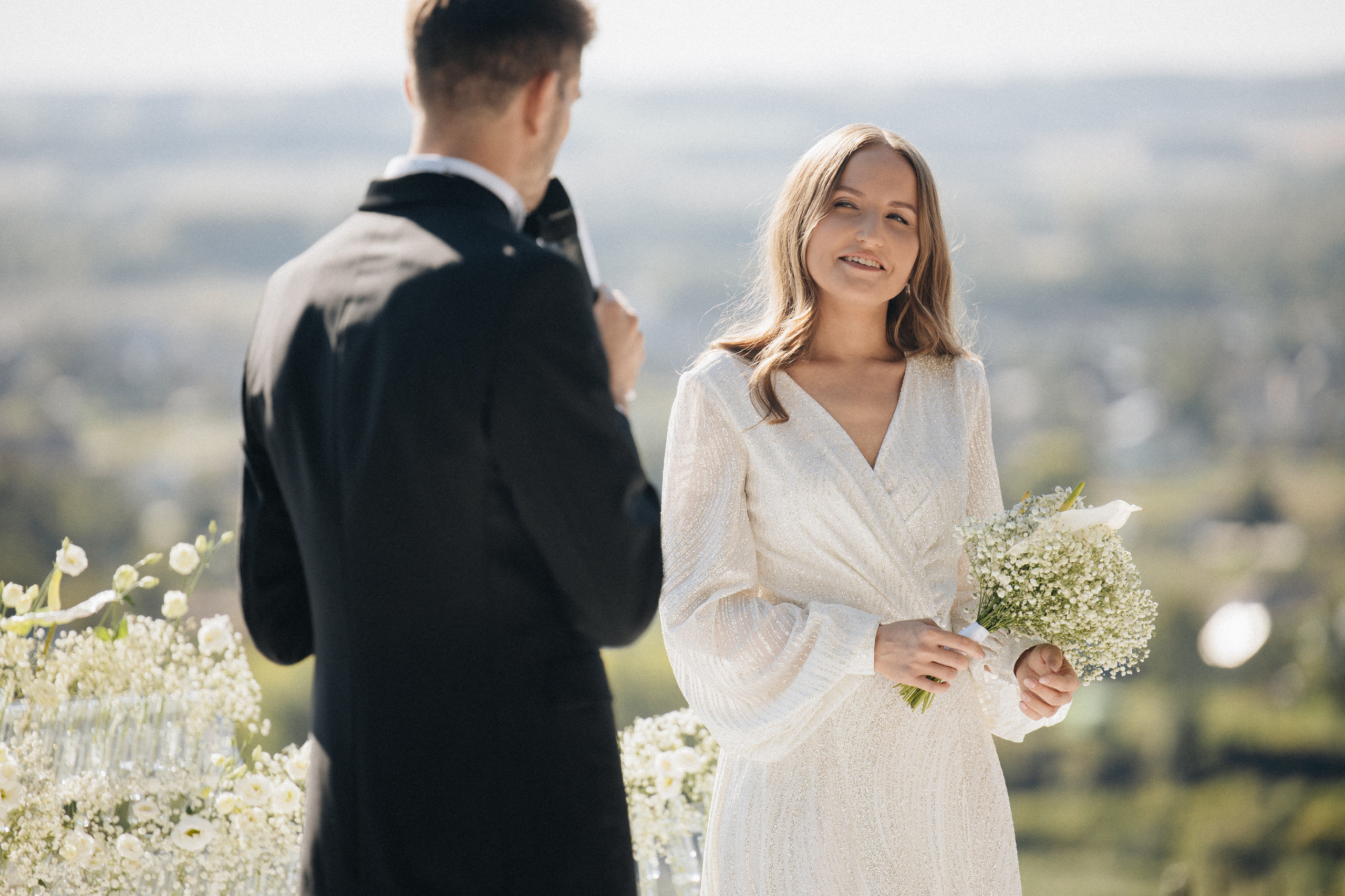 Bakker Wedding Photography in Portland, Seattle, Bend & Oregon Coast | Classic Black & White Wedding by Georgy Shishkin. Capturing Love in the Heart of the Pacific Northwes
