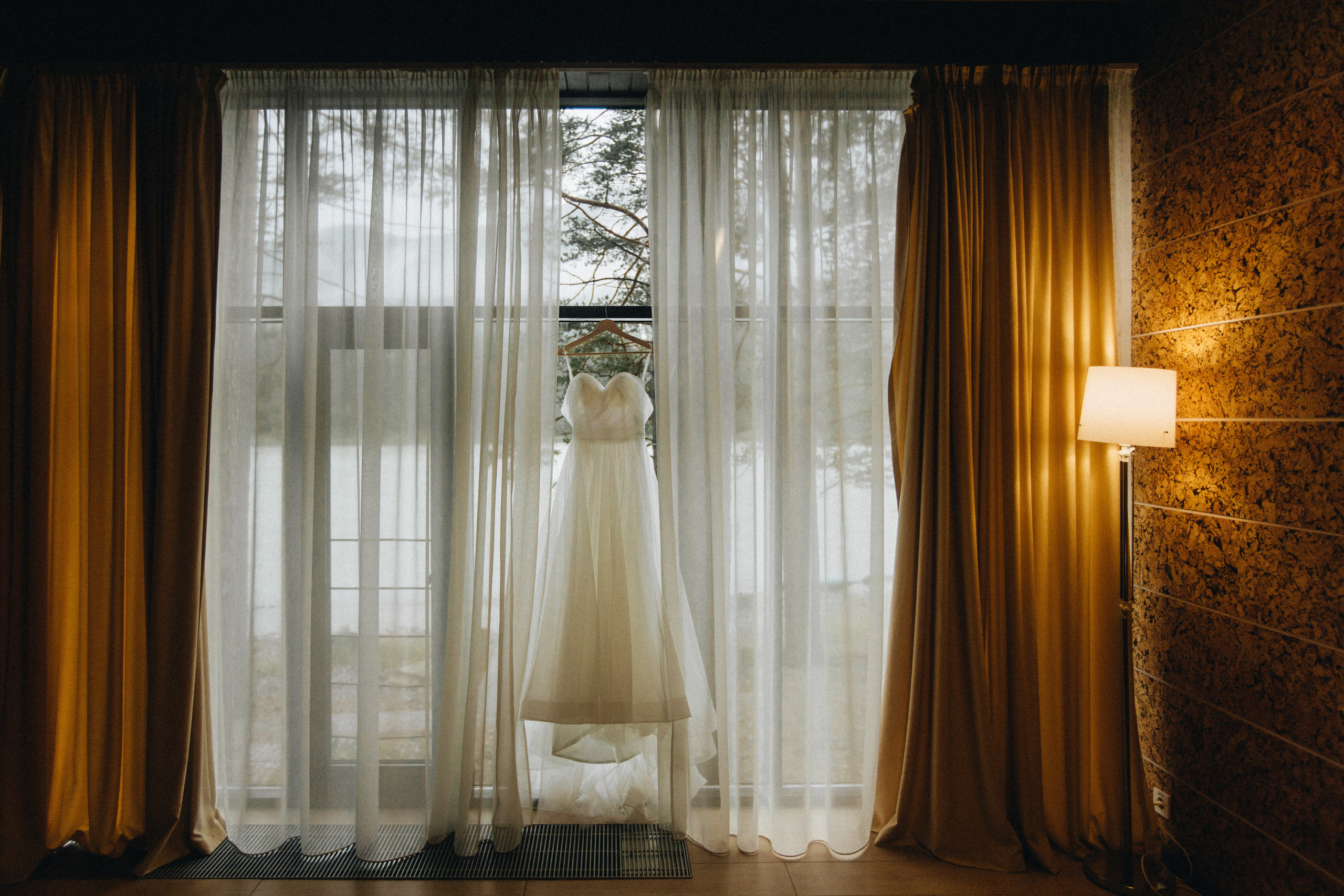 Portland, Seattle, Bend & Oregon Coast Elopement Photography | Alex & Michael's Mountain Wedding by Georgy Shishkin. Capturing Love in the Heart of the Pacific Northwes