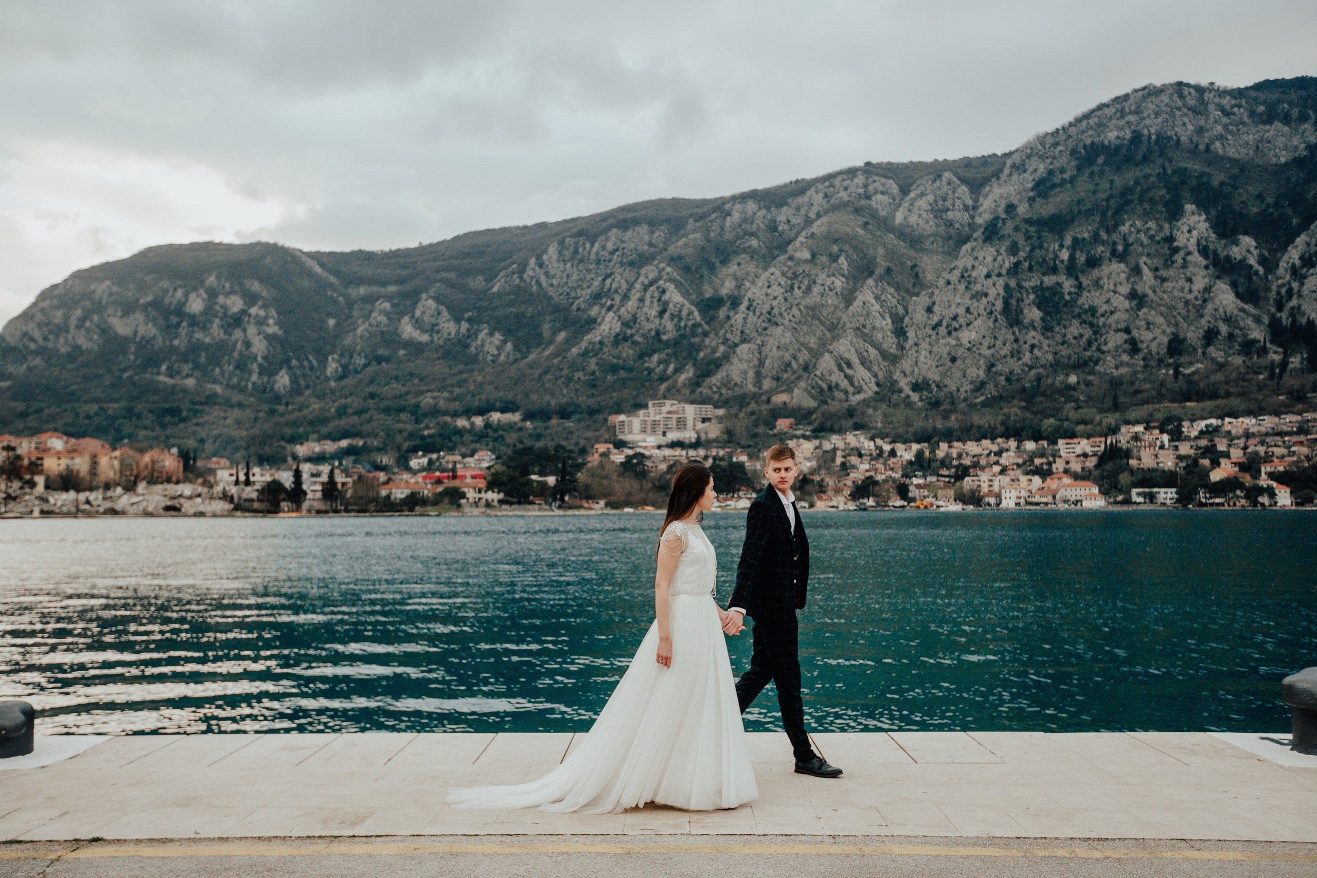 Portland, Seattle, Bend & Oregon Coast Elopement Photography | Elopements by Georgy Shishkin. Capturing Love in the Heart of the Pacific Northwes