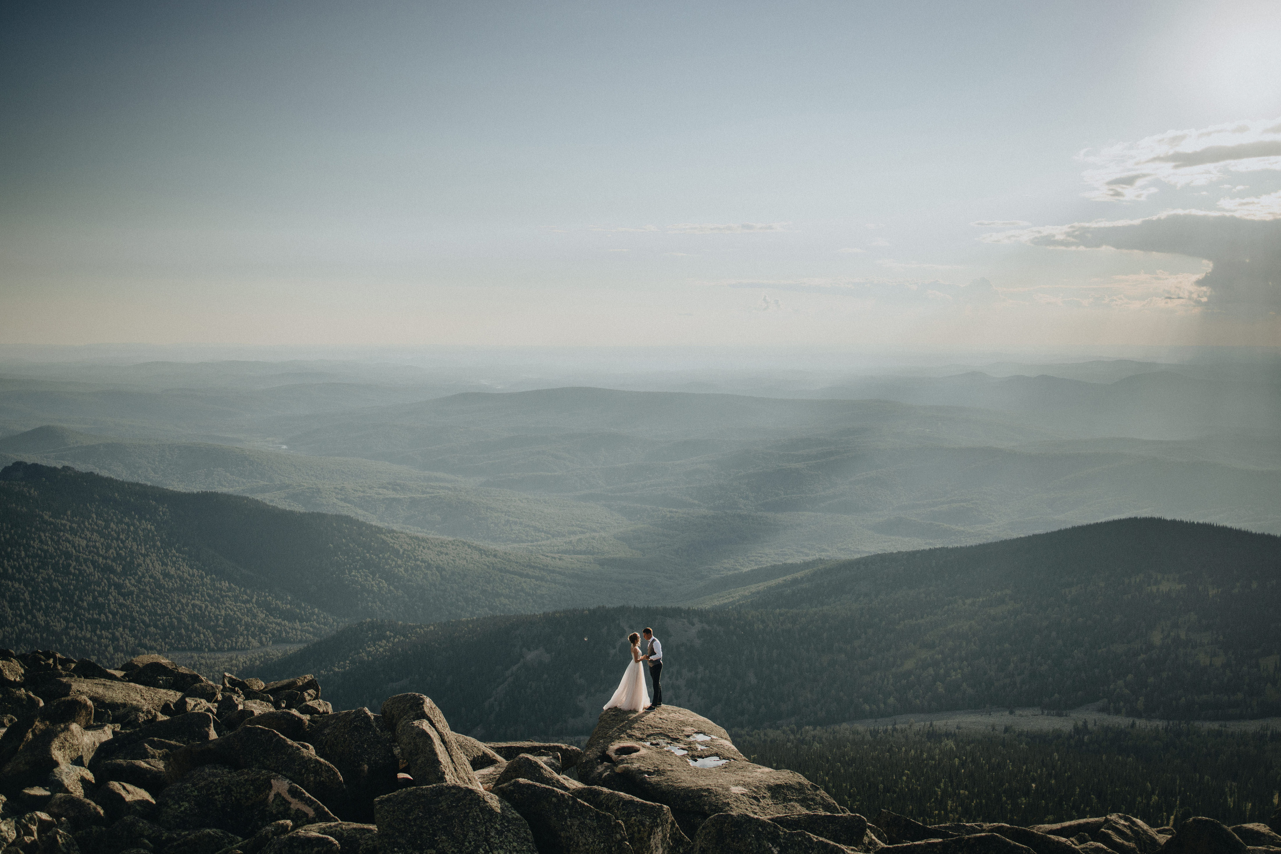 Mountain Wedding Photography in Portland, Seattle, Bend & Oregon Coast | Tonya & Sergey by Georgy Shishkin. Capturing Love in the Heart of the Pacific Northwes