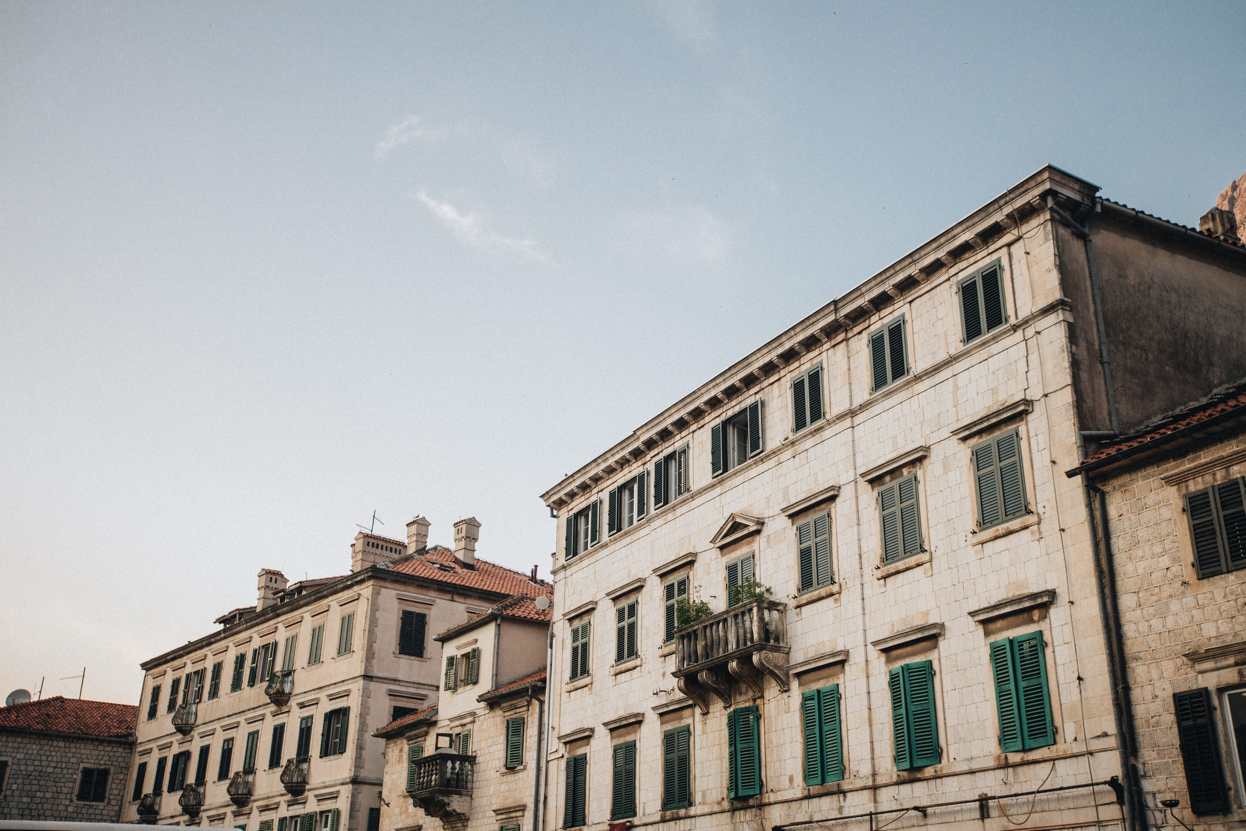 Portland, Seattle, Bend & Oregon Coast Wedding Photography | Destination Weddings in Montenegro by Georgy Shishkin. Capturing Love in the Heart of the Pacific Northwes