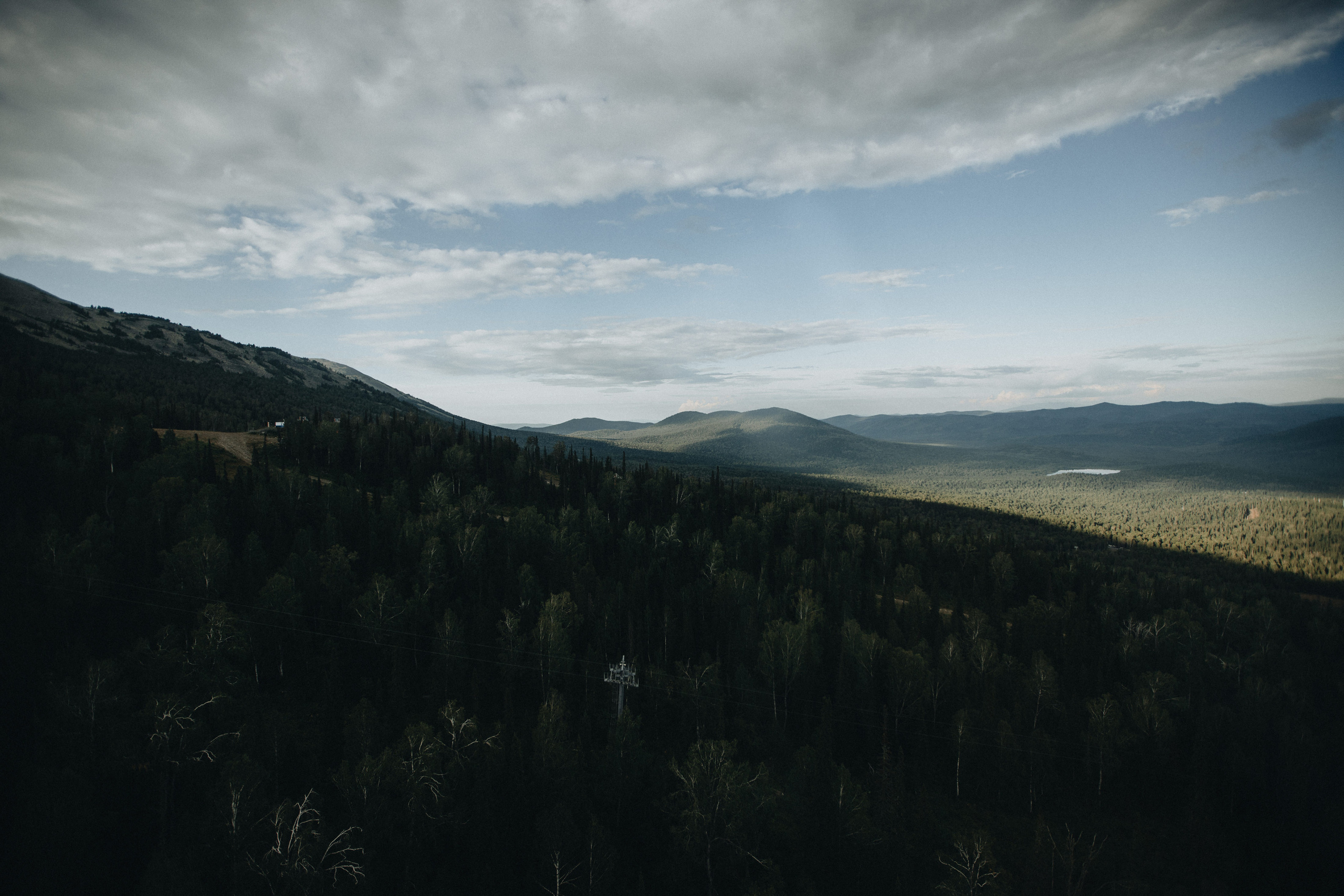 Mountain Wedding Photography in Portland, Seattle, Bend & Oregon Coast | Tonya & Sergey by Georgy Shishkin. Capturing Love in the Heart of the Pacific Northwes