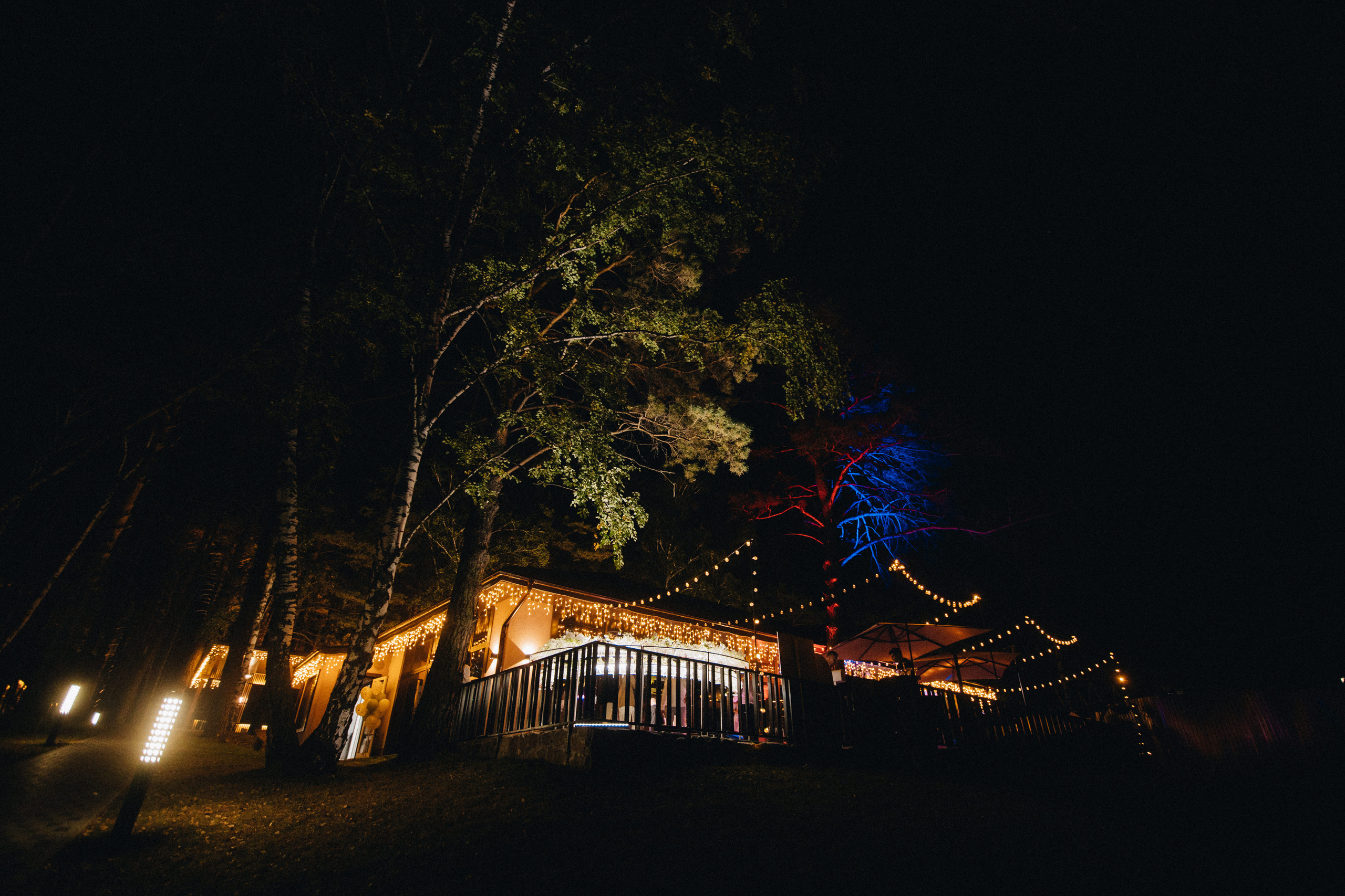 Bakker Wedding Photography in Portland, Seattle, Bend & Oregon Coast | Classic Black & White Wedding by Georgy Shishkin. Capturing Love in the Heart of the Pacific Northwes