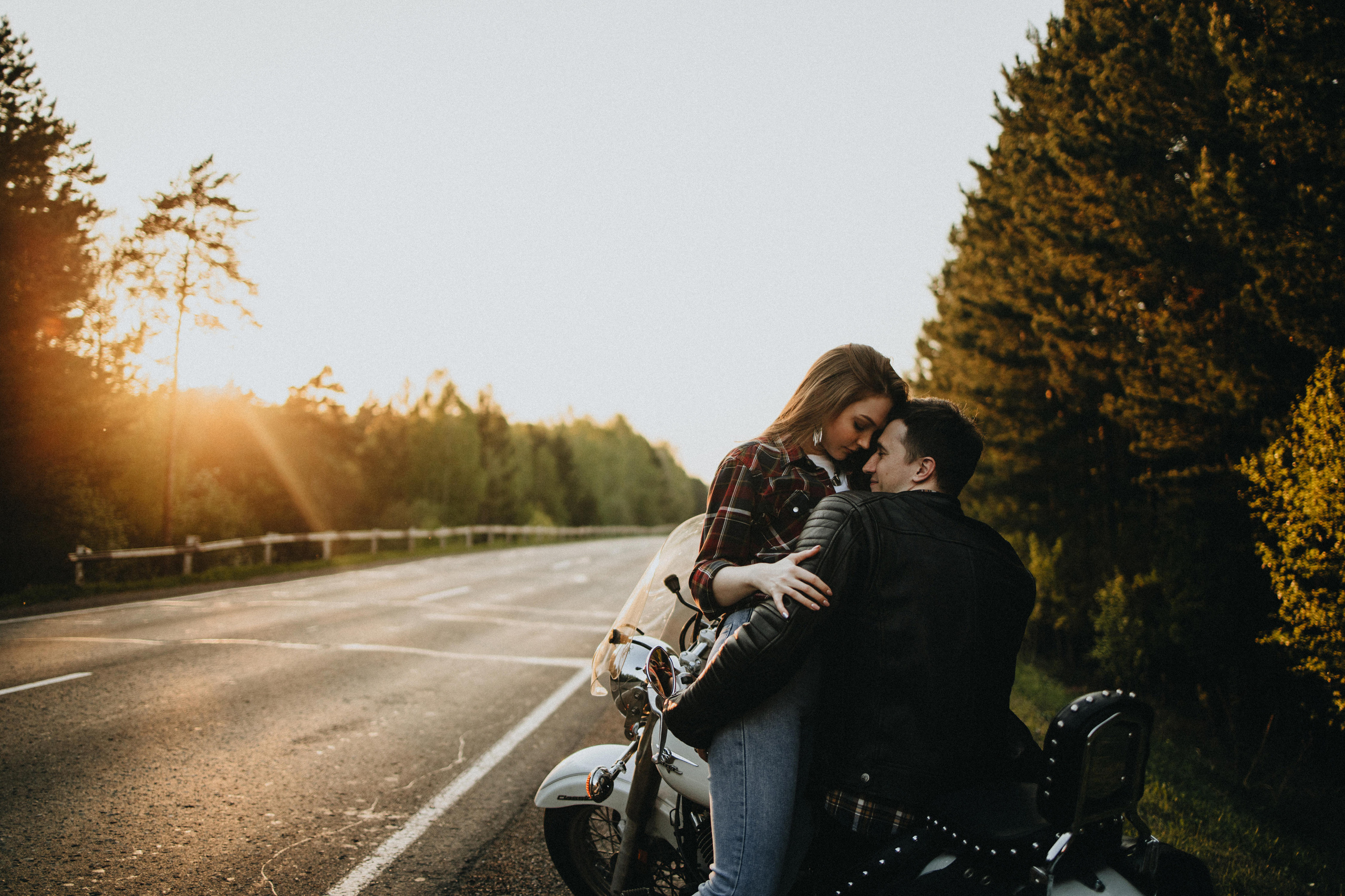 Portland, Seattle & Oregon Coast Elopement & Engagement Photography | Kate & Ilya's Love Story | Georgy Shishkin. Capturing Love in the Heart of the Pacific Northwes