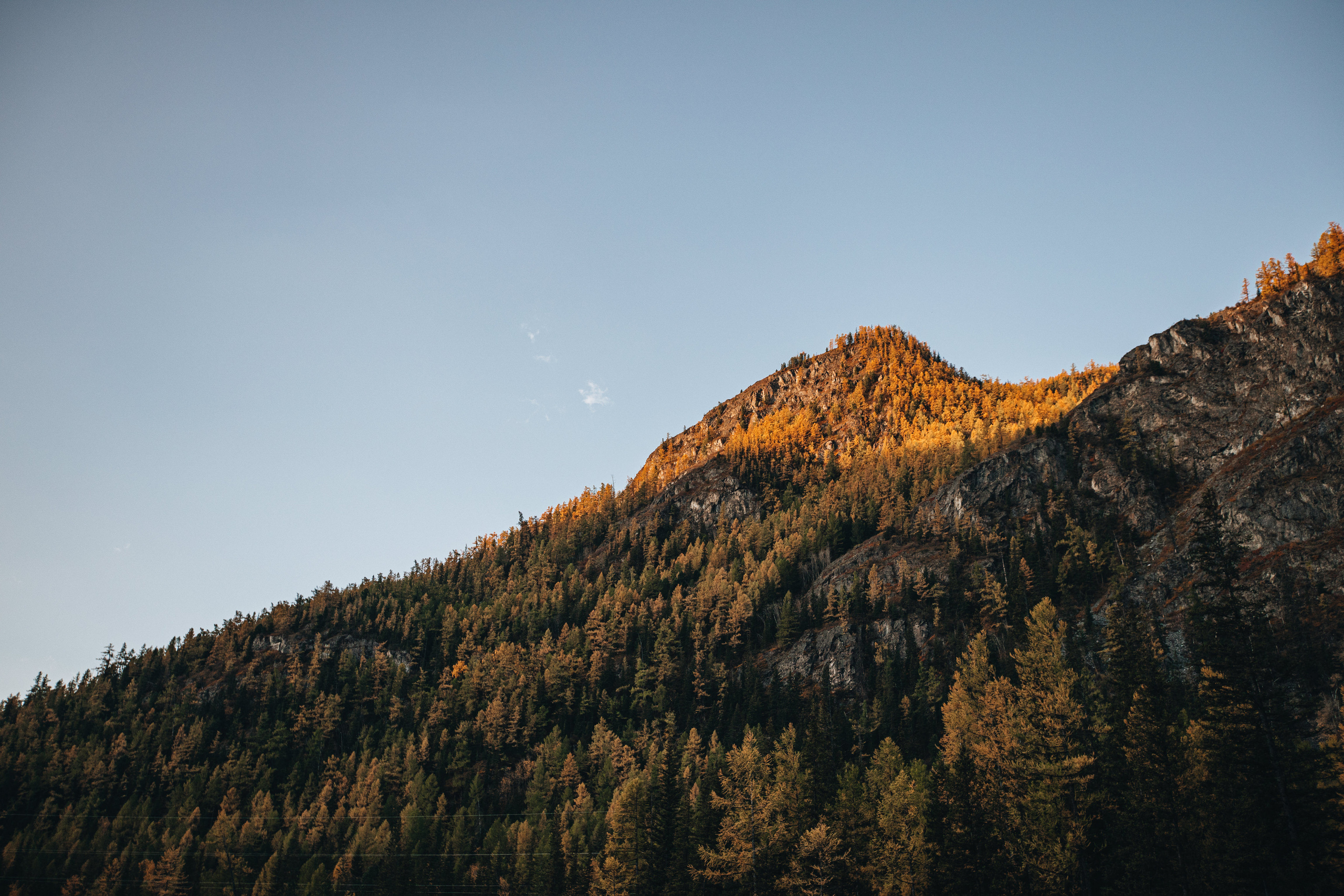 Portland, Seattle, Bend & Oregon Coast Elopement & Wedding Photography | J & J Mountain Adventure by Georgy Shishkin. Capturing Love in the Heart of the Pacific Northwes