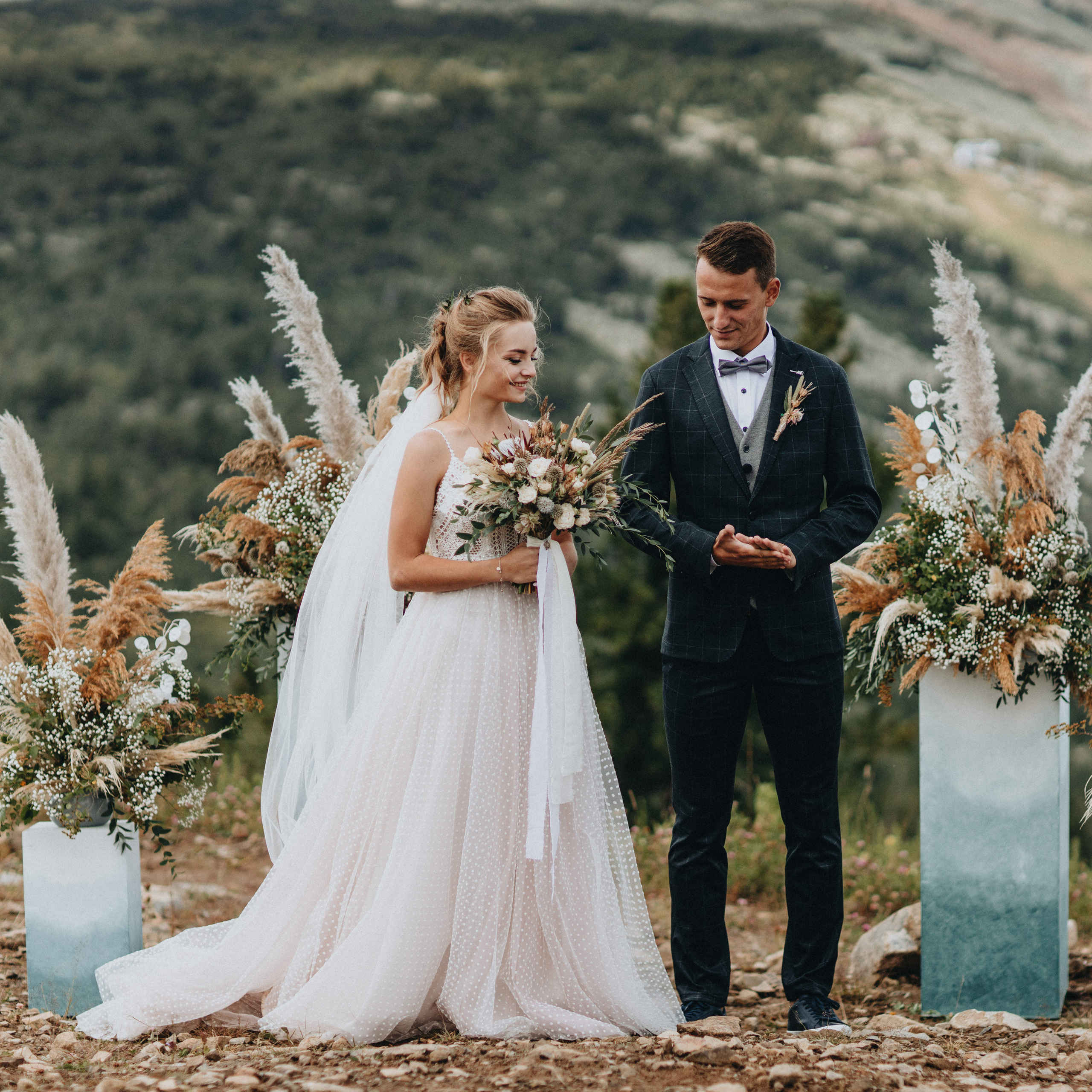 Mountain Wedding Photography in Portland, Seattle, Bend & Oregon Coast | Tonya & Sergey by Georgy Shishkin. Capturing Love in the Heart of the Pacific Northwes