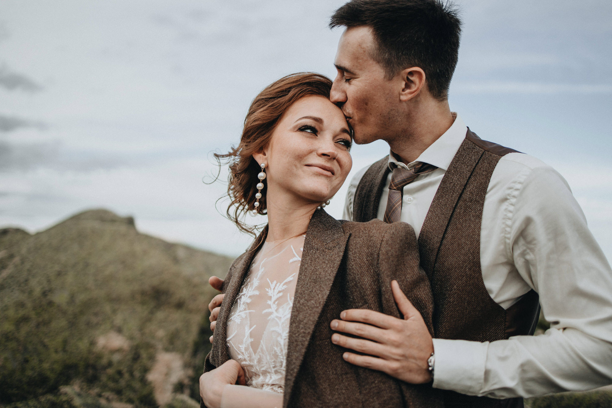 Kate & Ilya's Mountain Elopement | Georgy Shishkin Photography in Portland, Seattle, Bend & Oregon Coast. Capturing Love in the Heart of the Pacific Northwes