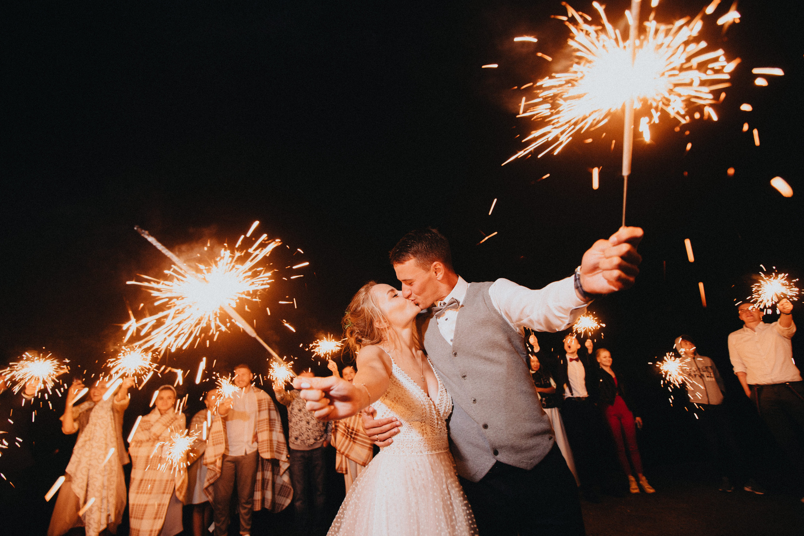 Mountain Wedding Photography in Portland, Seattle, Bend & Oregon Coast | Tonya & Sergey by Georgy Shishkin. Capturing Love in the Heart of the Pacific Northwes