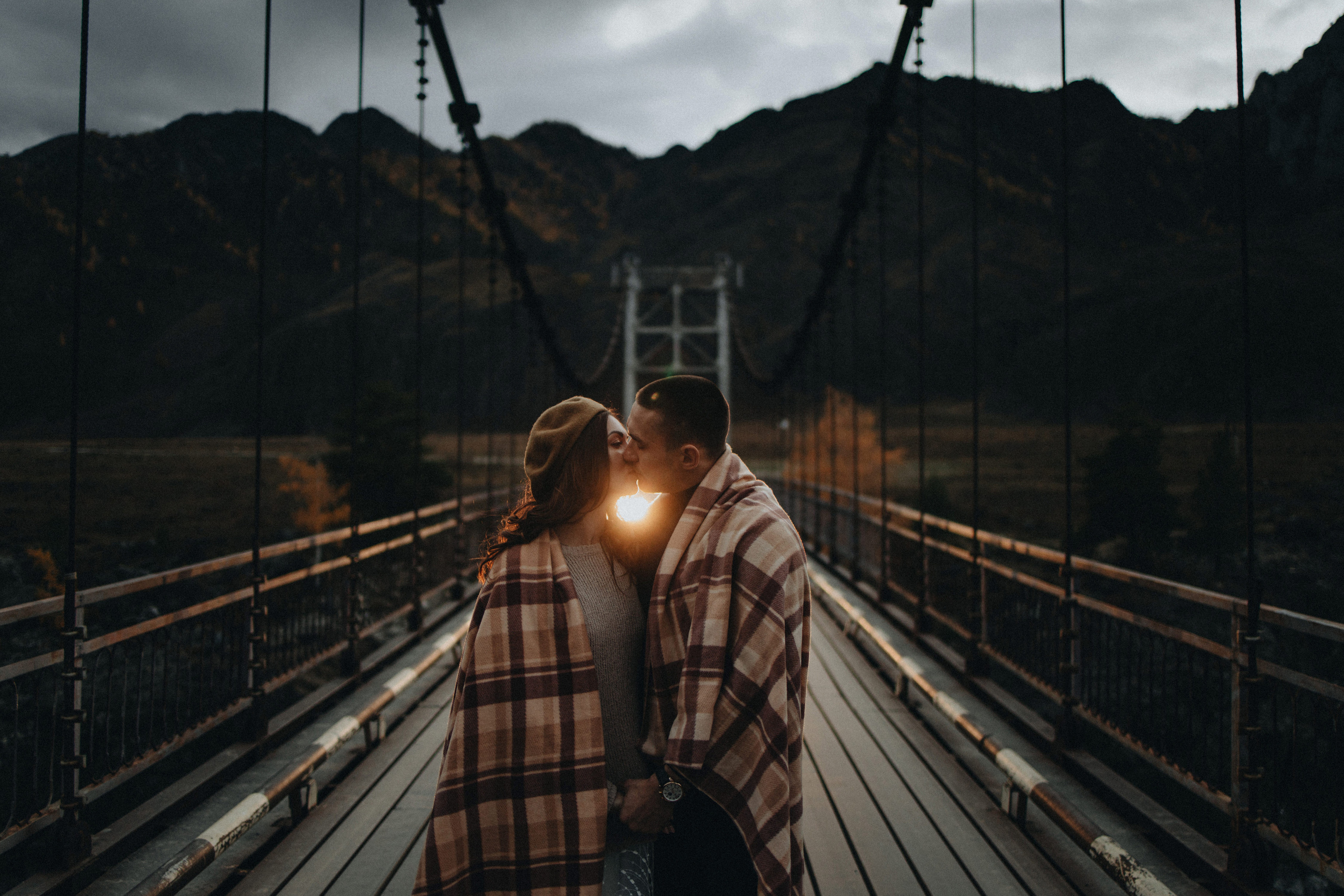 Anastasia & Konstantin’s Mountain Elopement Photography | Georgy Shishkin in Portland, Seattle, Bend & Oregon Coast. Capturing Love in the Heart of the Pacific Northwes