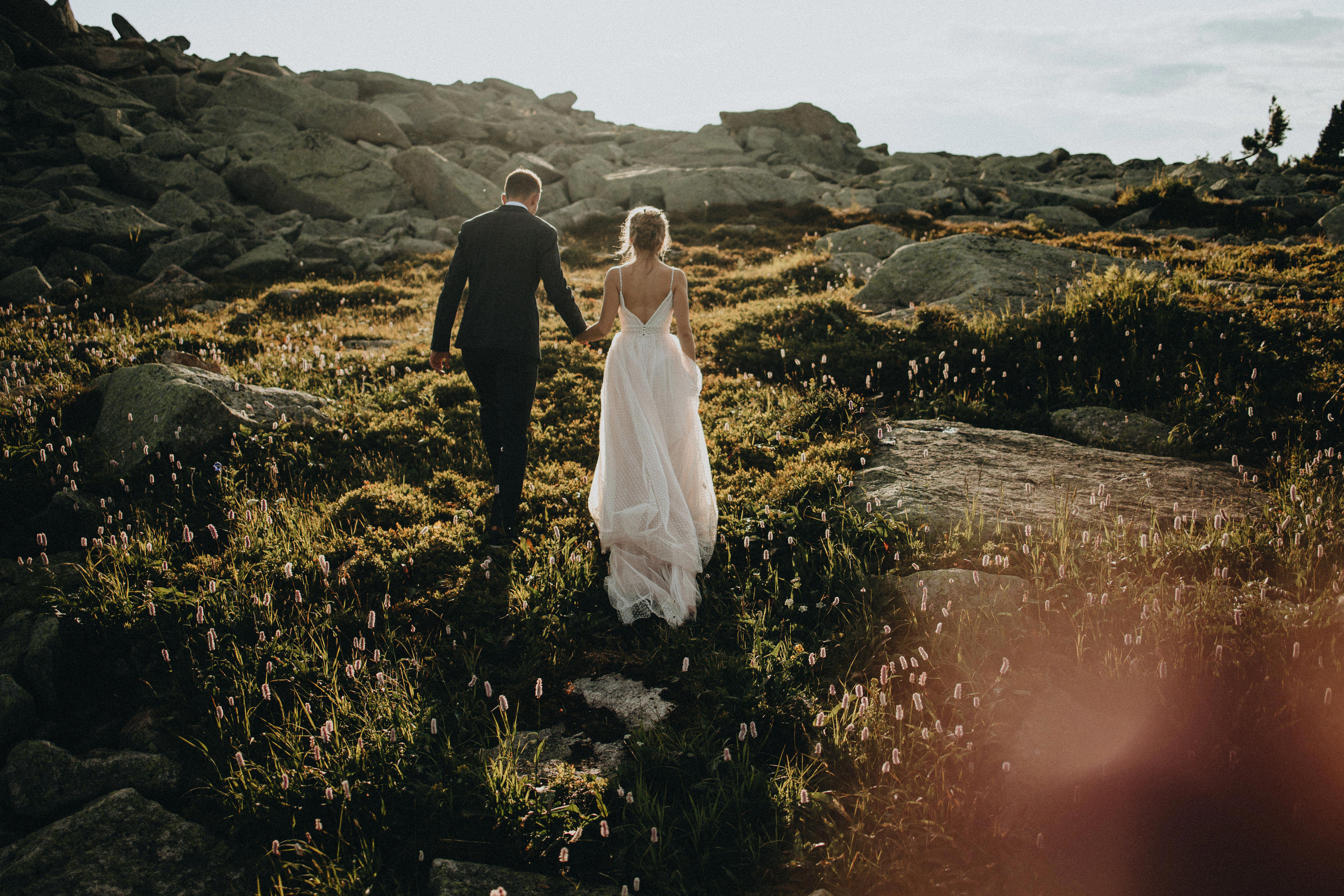 Mountain Wedding Photography in Portland, Seattle, Bend & Oregon Coast | Tonya & Sergey by Georgy Shishkin. Capturing Love in the Heart of the Pacific Northwes